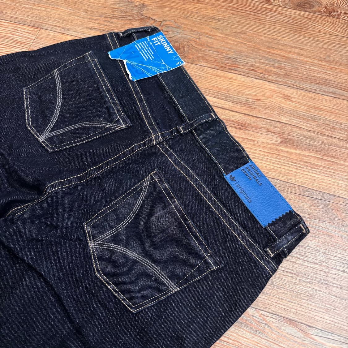 새제품 아디다스 오리지널스 25 스키니진 청바지 스판 데님 진청 상품이미지3