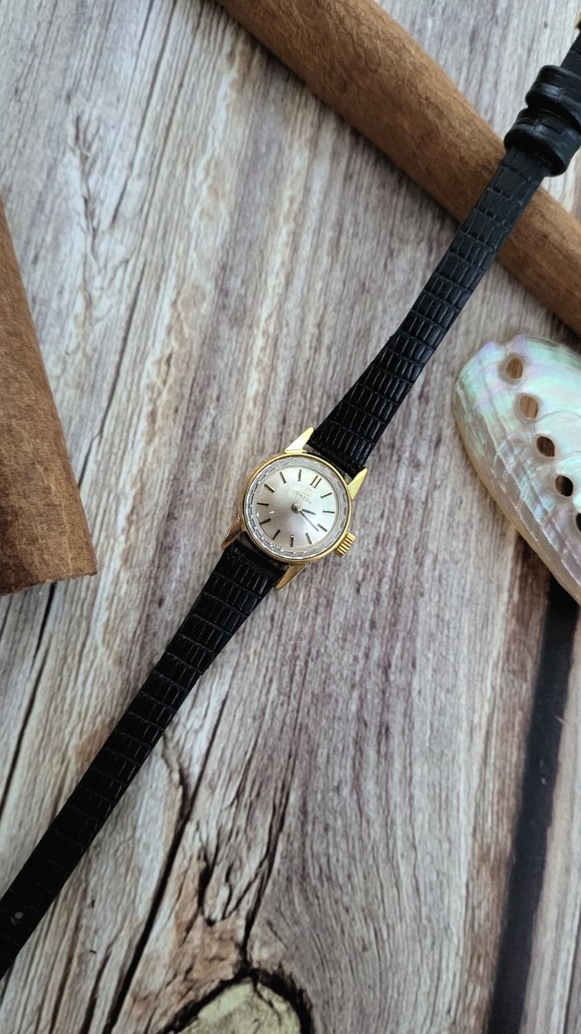 [특가상품]정품 오메가 빈티지 컷글라스 칵테일 수동 시계 상품이미지2