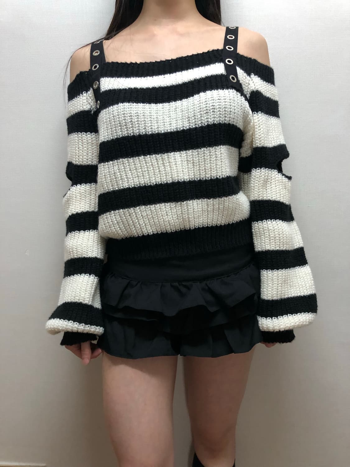 빈티지 블랙 스트라이프 펑크 니트 상품이미지2
