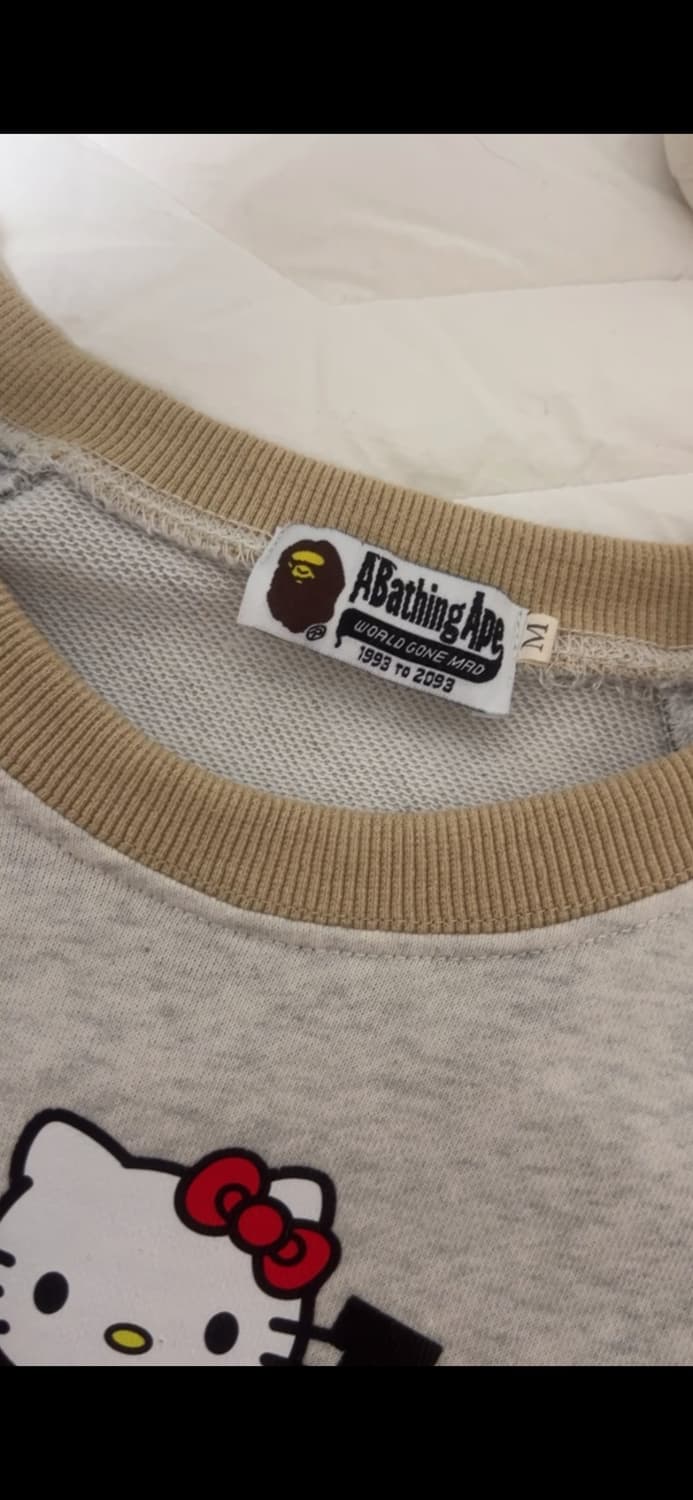 Bape 베이프 베이프 헬로키티 콜라보 맨투맨 상품이미지2