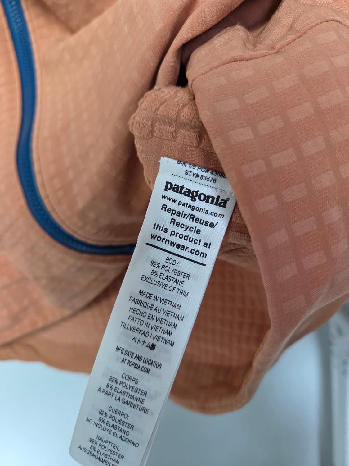 파타고니아 R1 테크페이스 집업후디 맨 미듐 상품이미지3