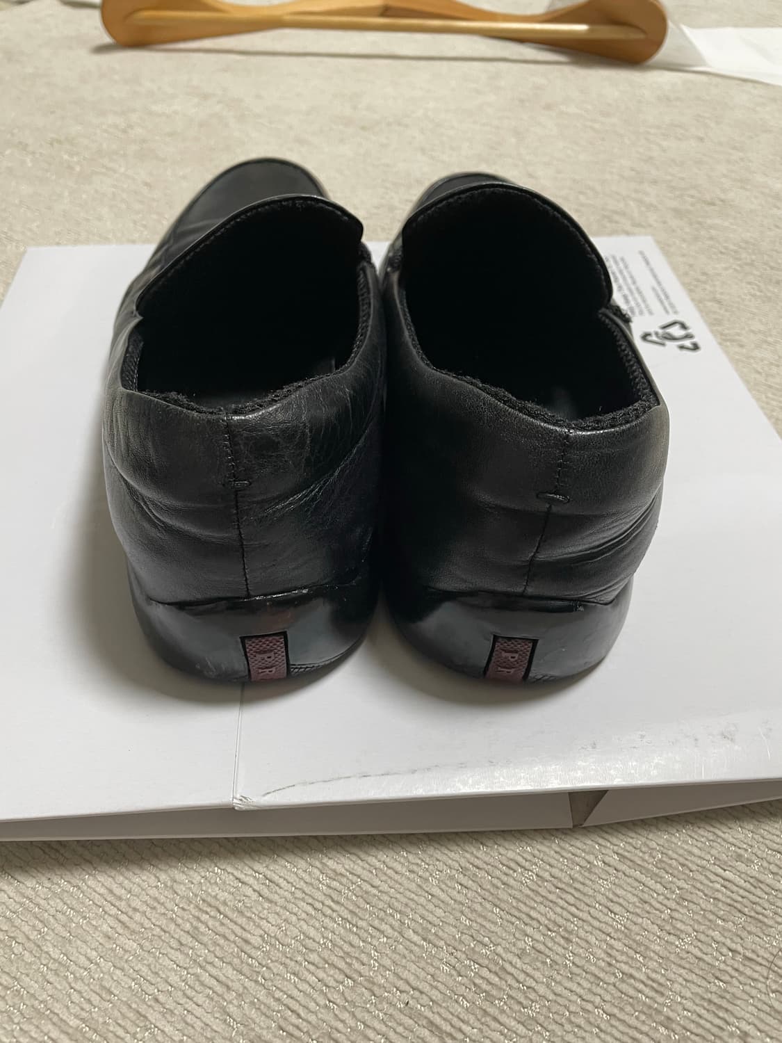 (본문필독)프라다 스포츠 버클 로퍼 상품이미지4