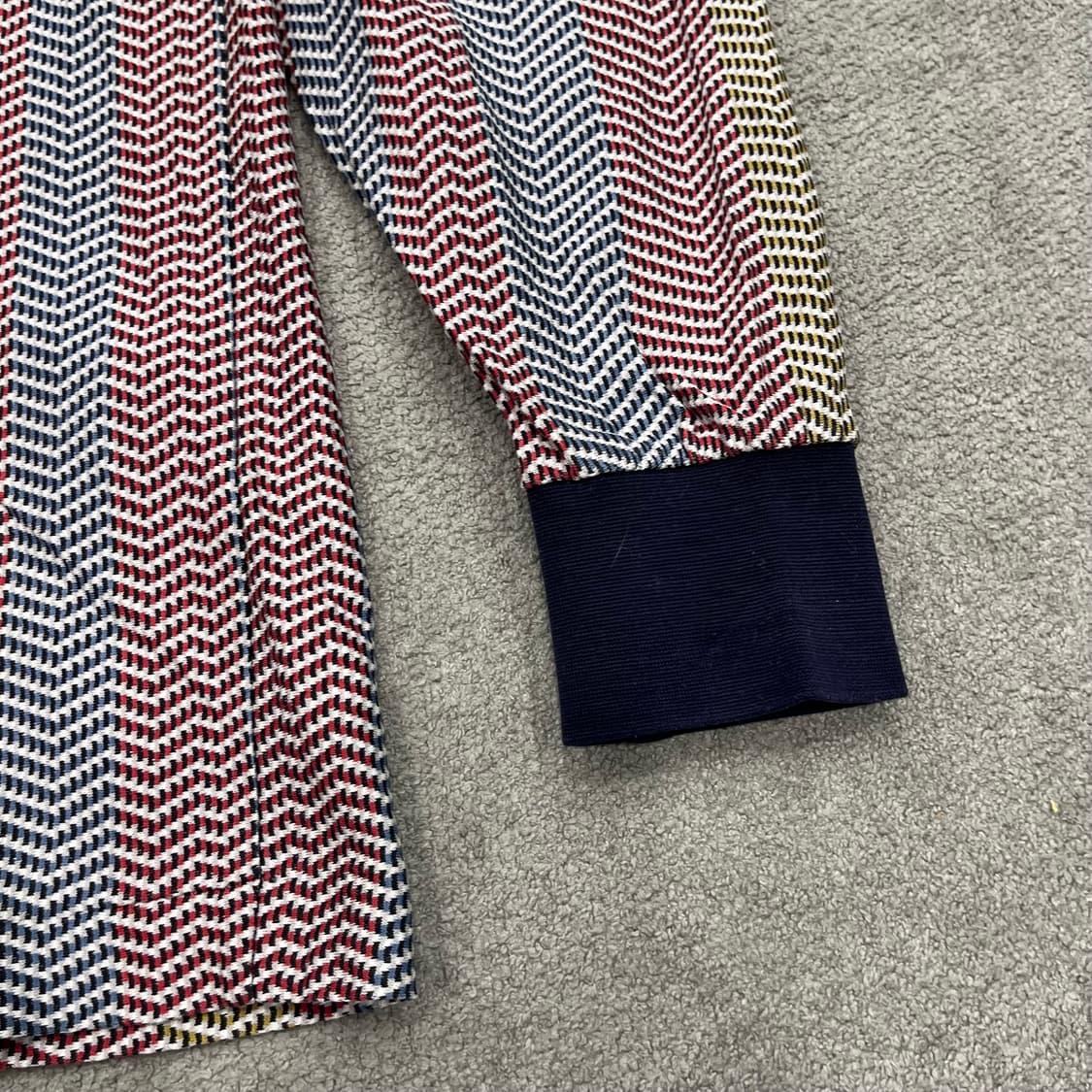 100 미쏘니 90s 멀티컬러 패턴 카라 롱슬리브 상품이미지3