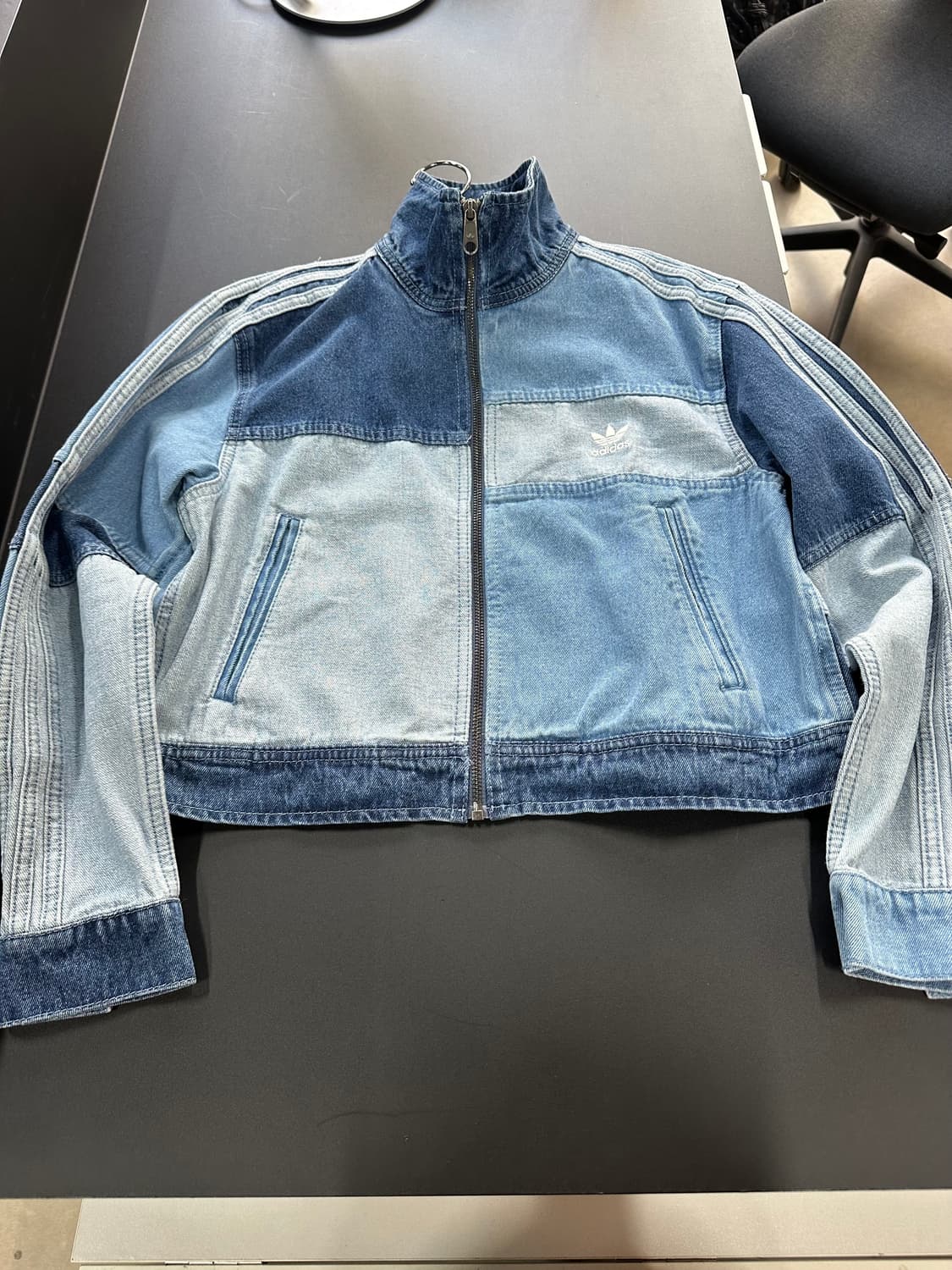 아디다스 크세니아 패치 트랙 하이넥 데님져지 데드스탁 상품이미지7