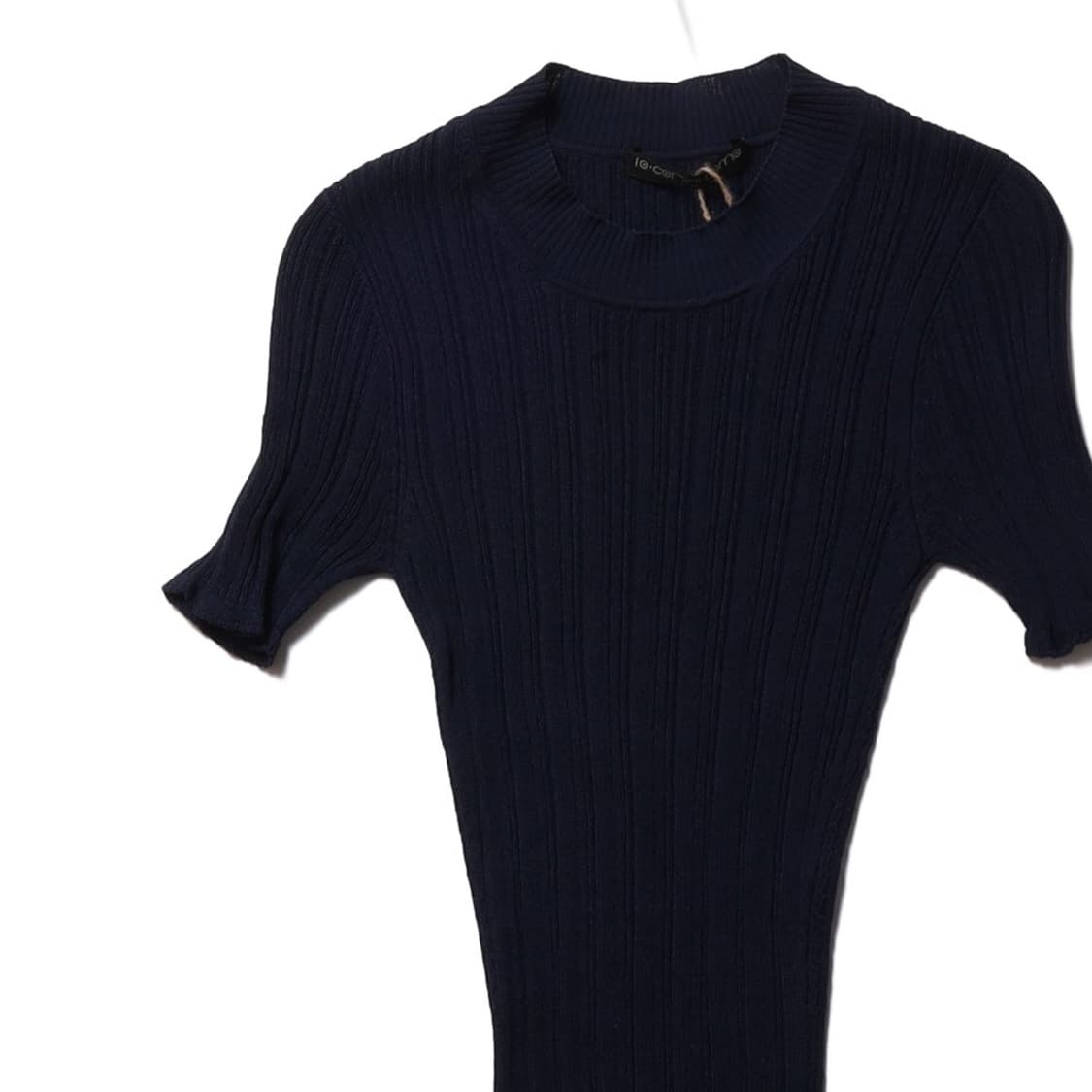 자크뮈스 Jacquemus Rayon Half Sleeve Knit 
 상품이미지2