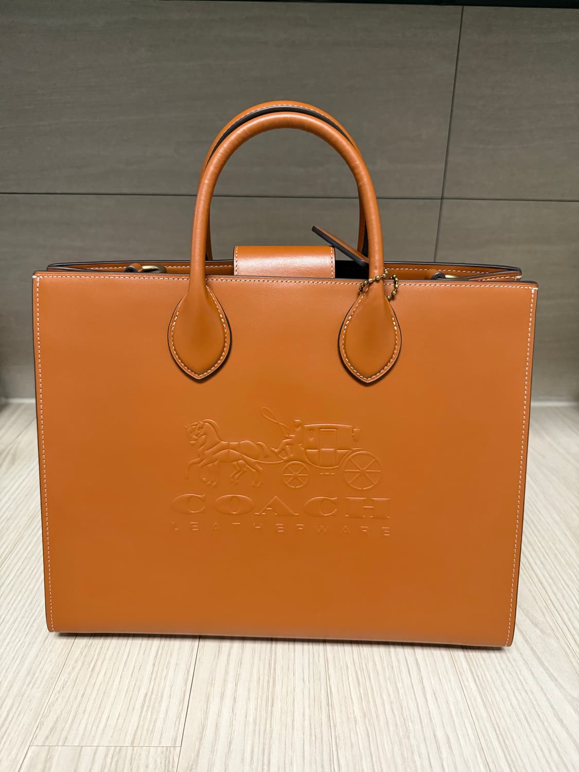 코치 에이스 토트백 35 브라운 상품이미지1