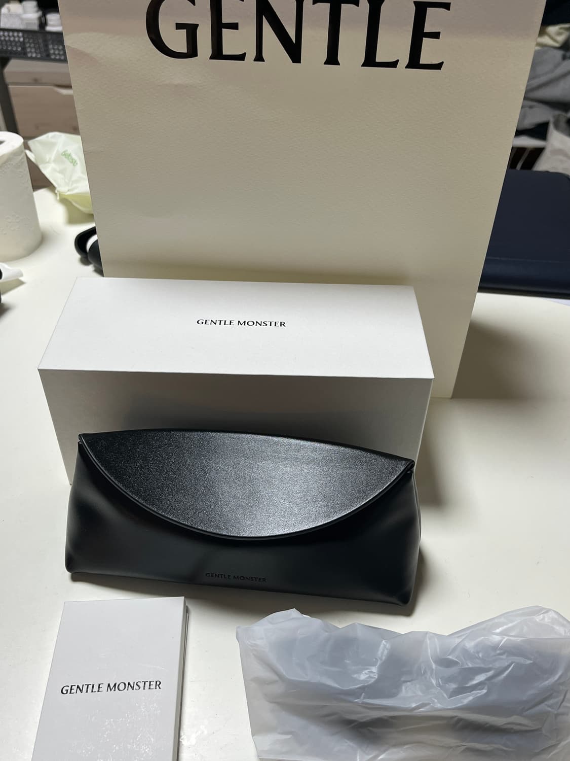 젠틀몬스터 알마1 블랙 상품이미지1