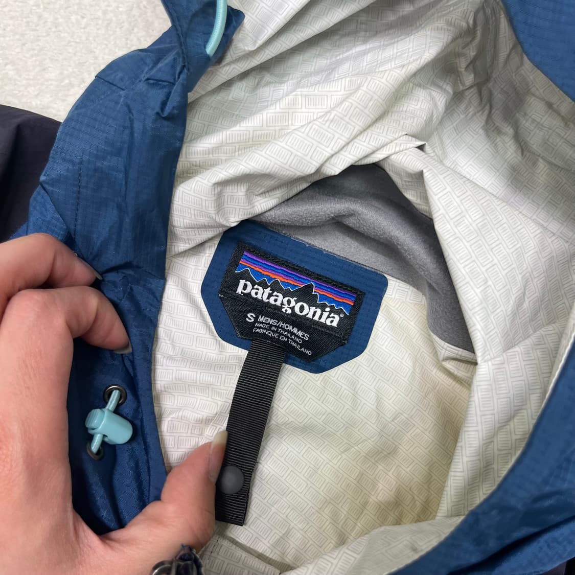 Patagonia blue windbreak jacket 상품이미지6
