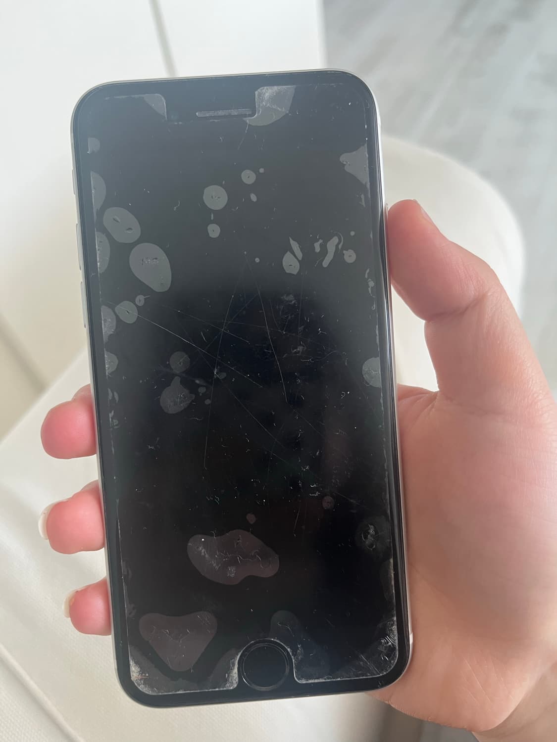 (급처) 아이폰 se2 화이트 128기가 상품이미지2