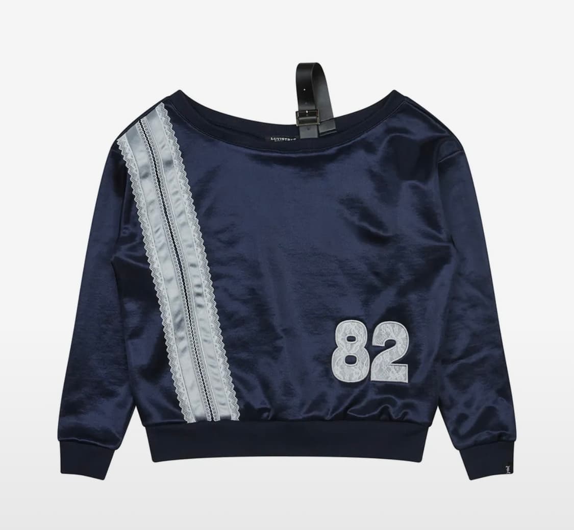 러브이즈트루 원숄더 맨투맨 상품이미지1