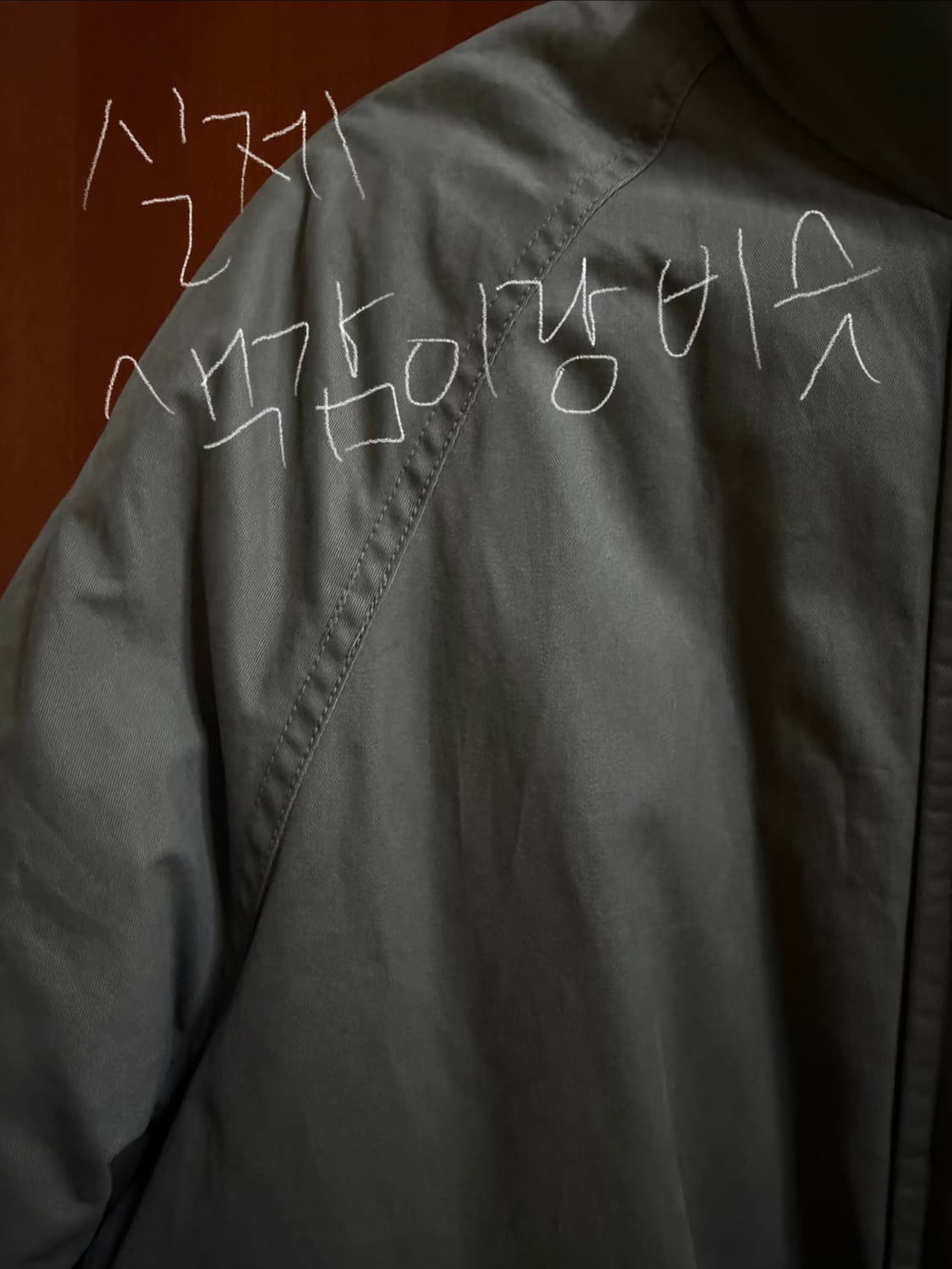  코드그라피 (우먼) 하프 코튼 트윌 패딩 점퍼_웜 그레이 상품이미지3