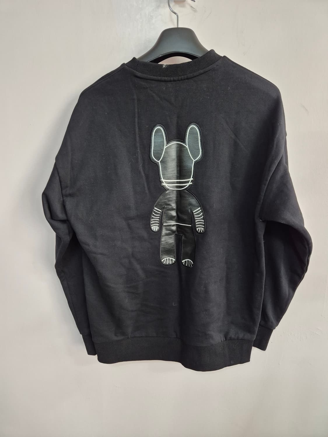 라이프워크 블랙 맨투맨 티셔츠 상품이미지3