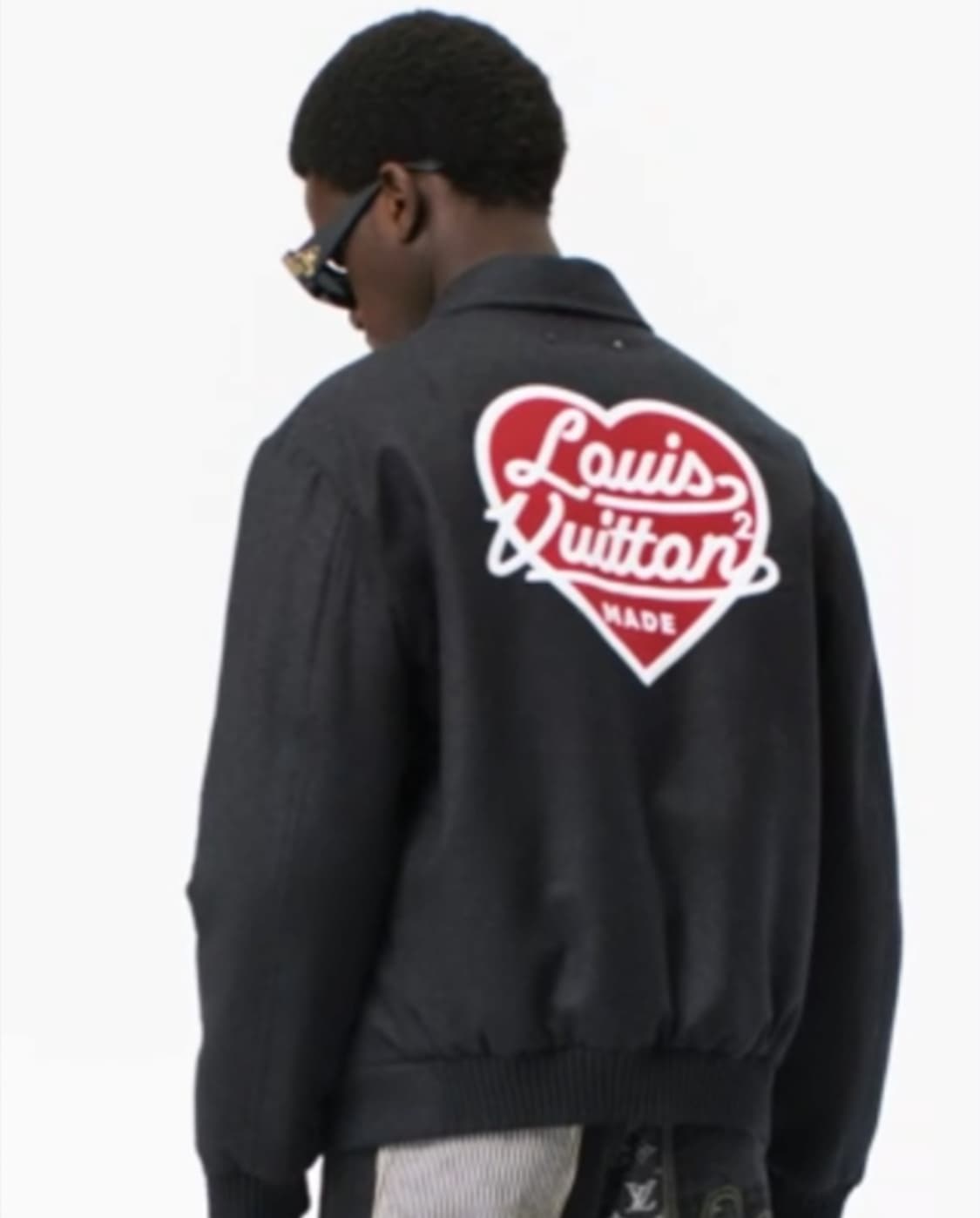 신세계센텀점 루이비통 니고 양면 모노그램 블루종보머 자켓 팔아요 상품이미지2