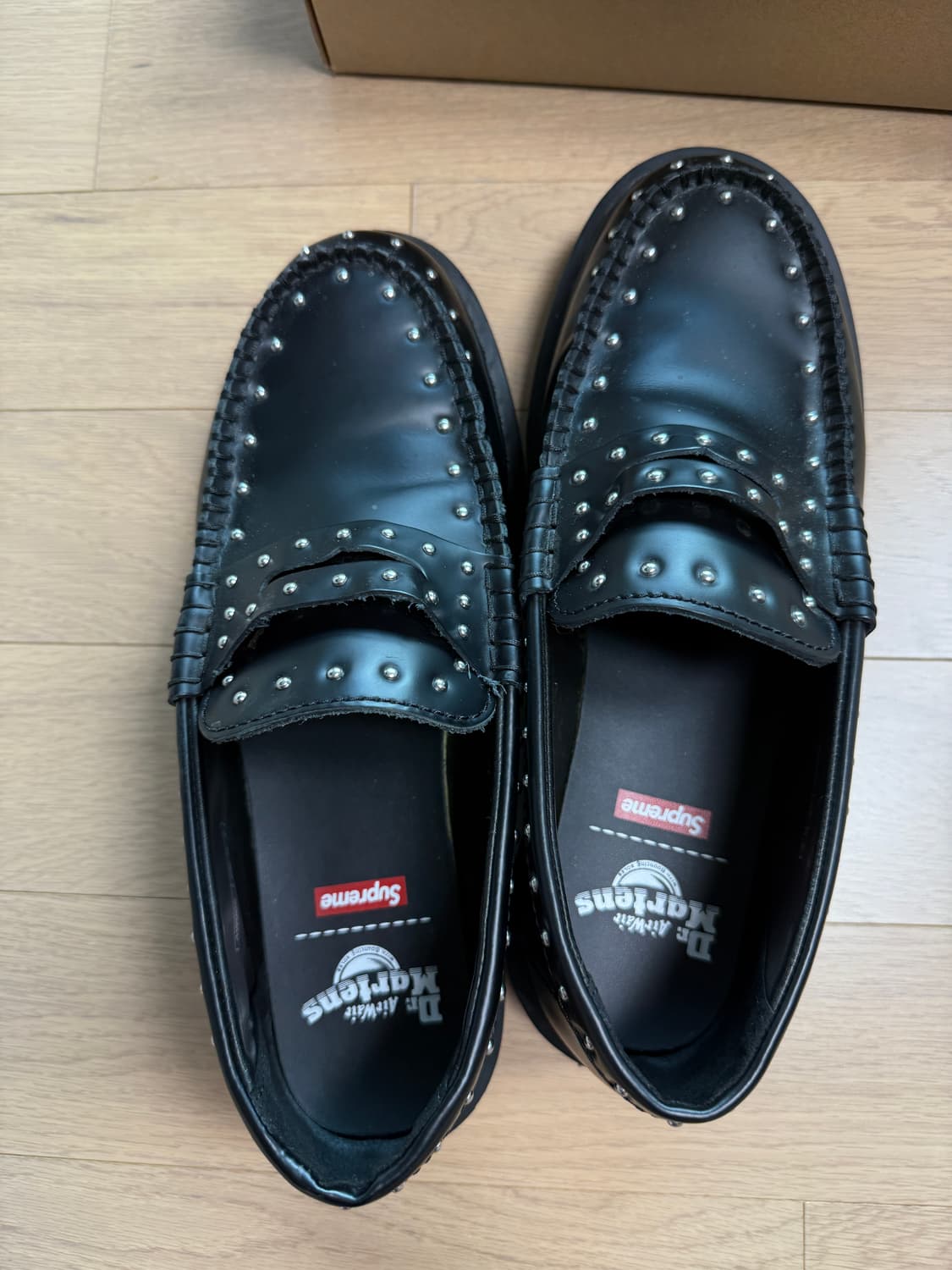 [270] 슈프림x닥터마틴 스터드 팬톤 상품이미지3