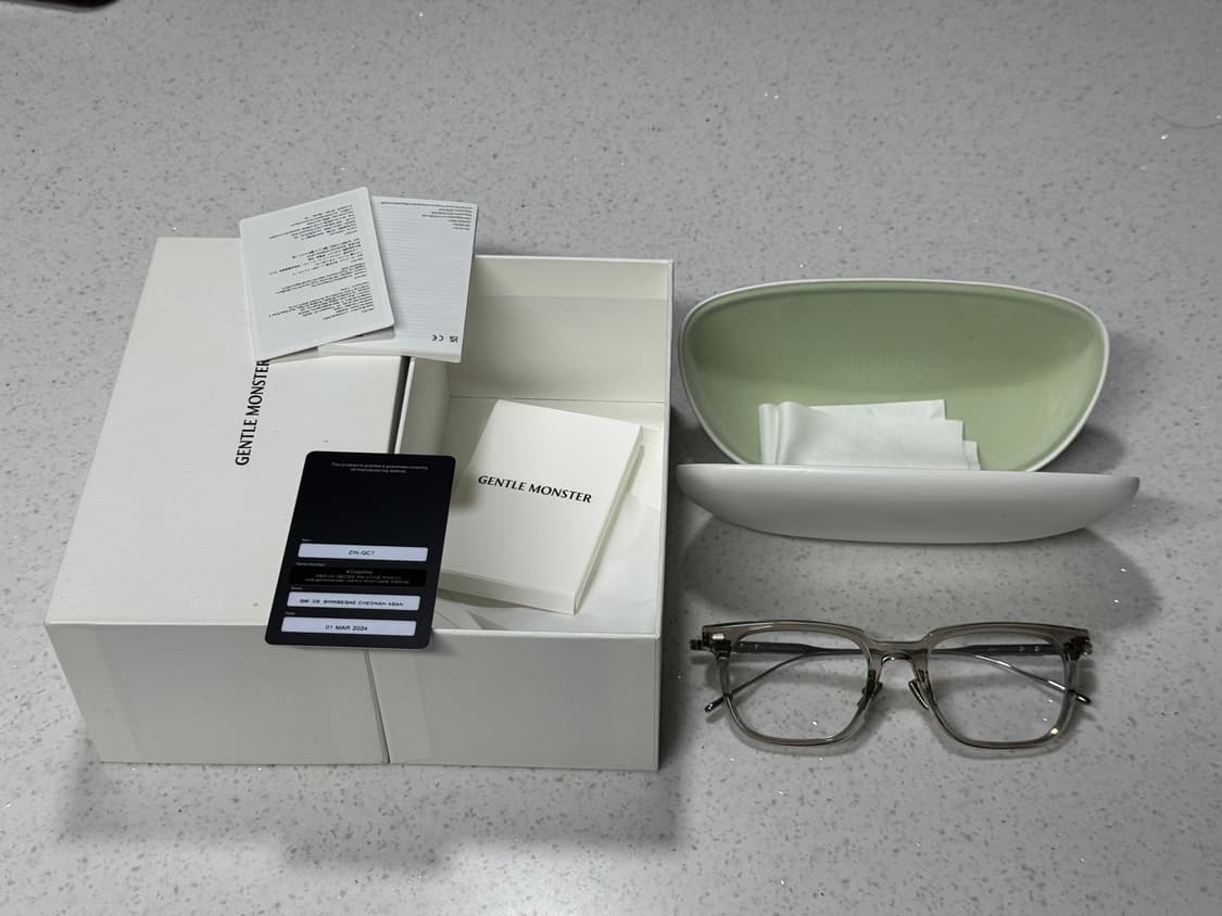 젠틀몬스터 진 상품이미지1