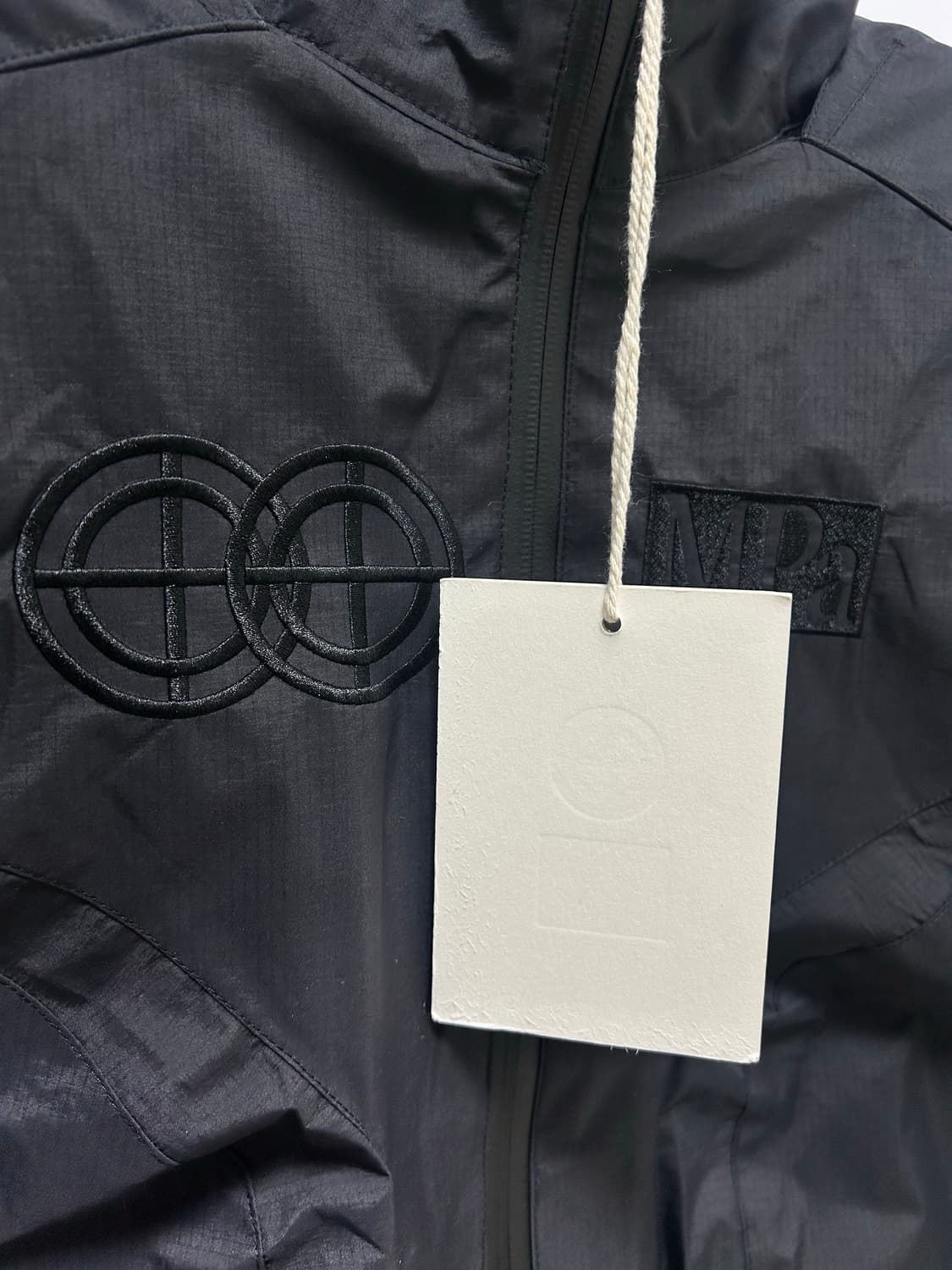 플라스틱 프로덕트 바람막이 상품이미지2