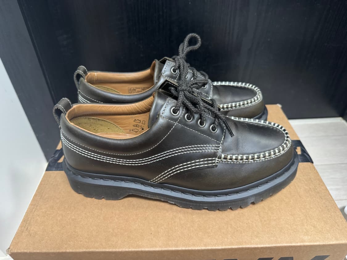 닥터마틴 로웰270 상품이미지1