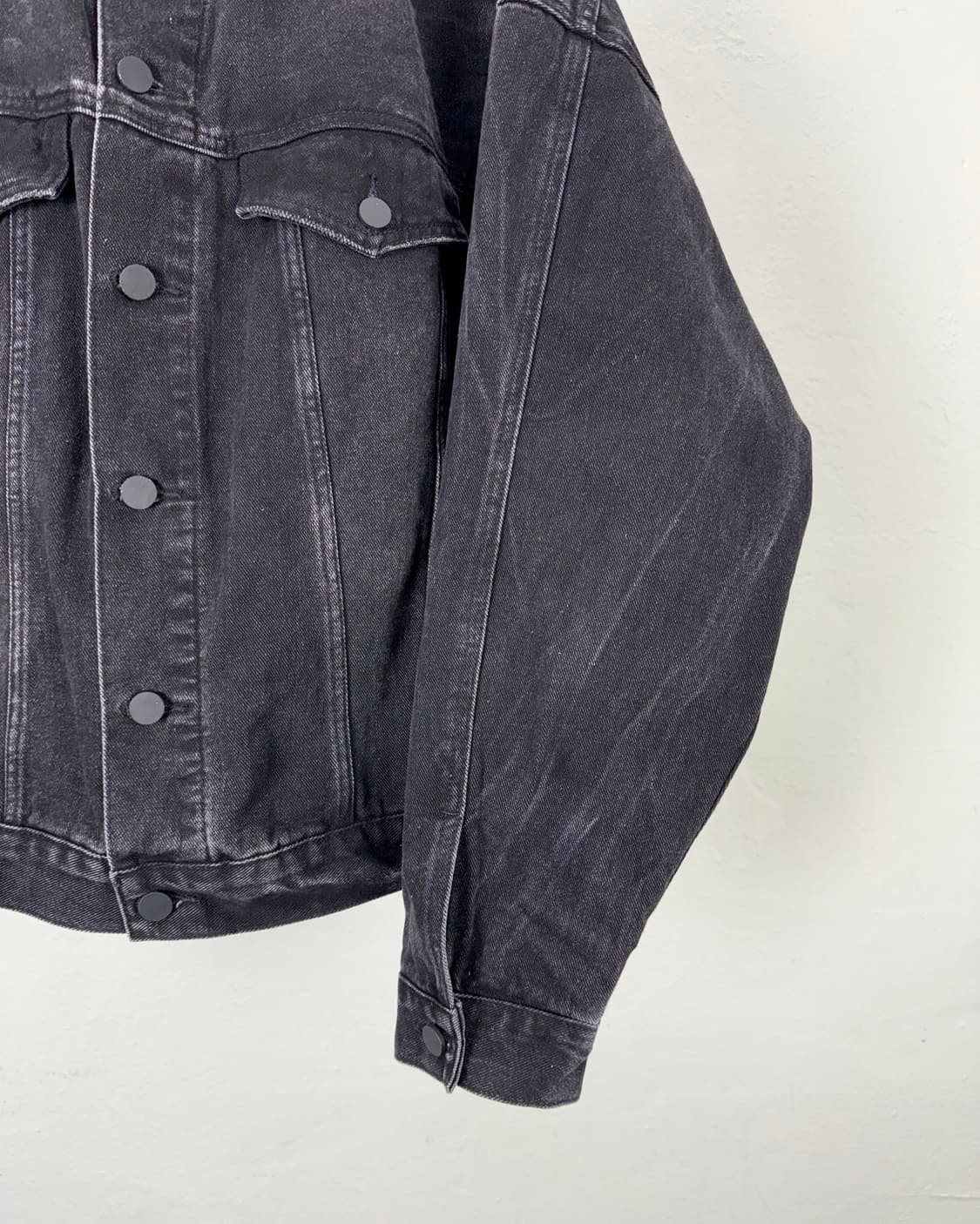 피어 오브 갓 23ss 더 블랙 컬렉션 데님 자켓 블랙 상품이미지5