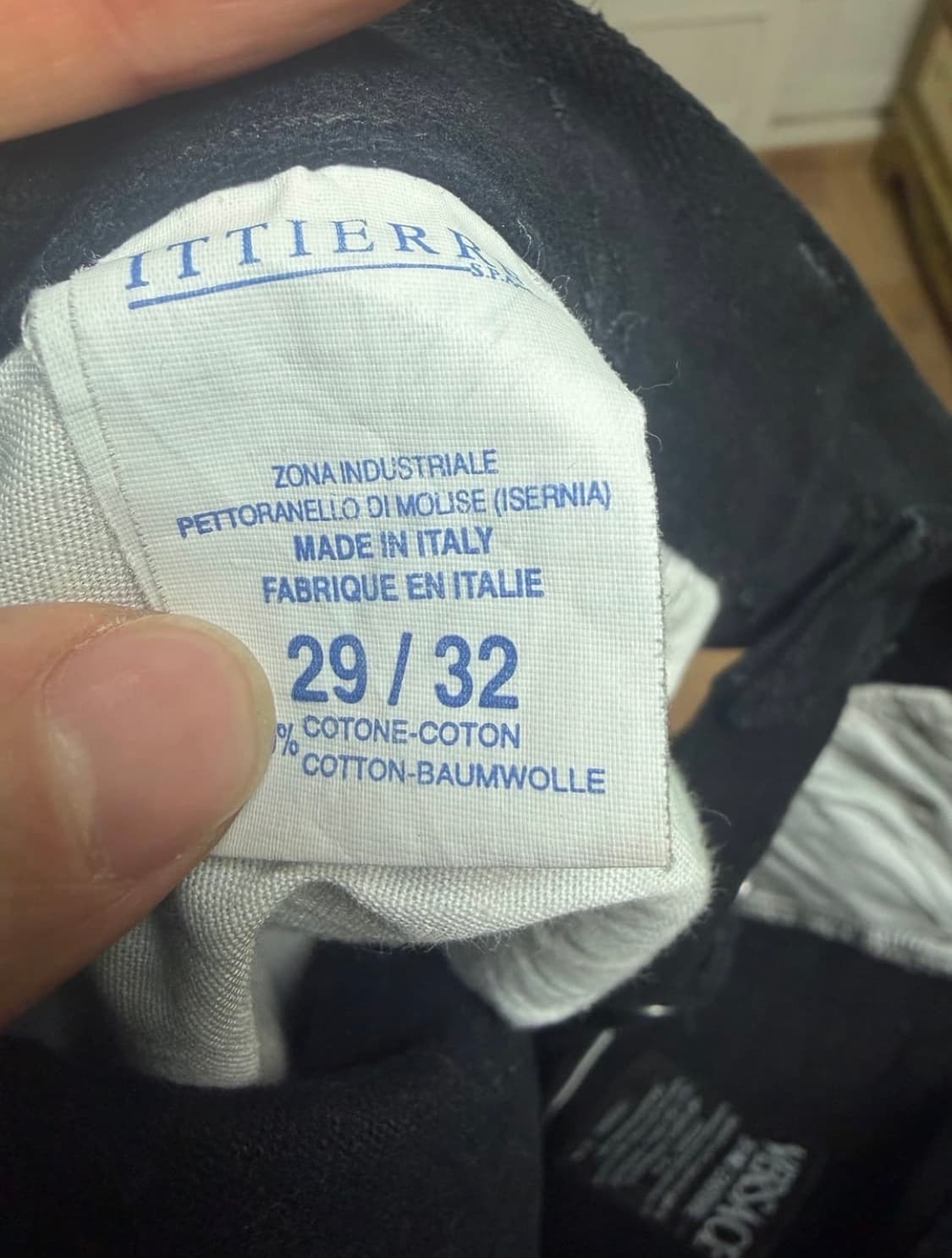 베르사체 블랙데님 판매합니다. 29/32사이즈 상품이미지2