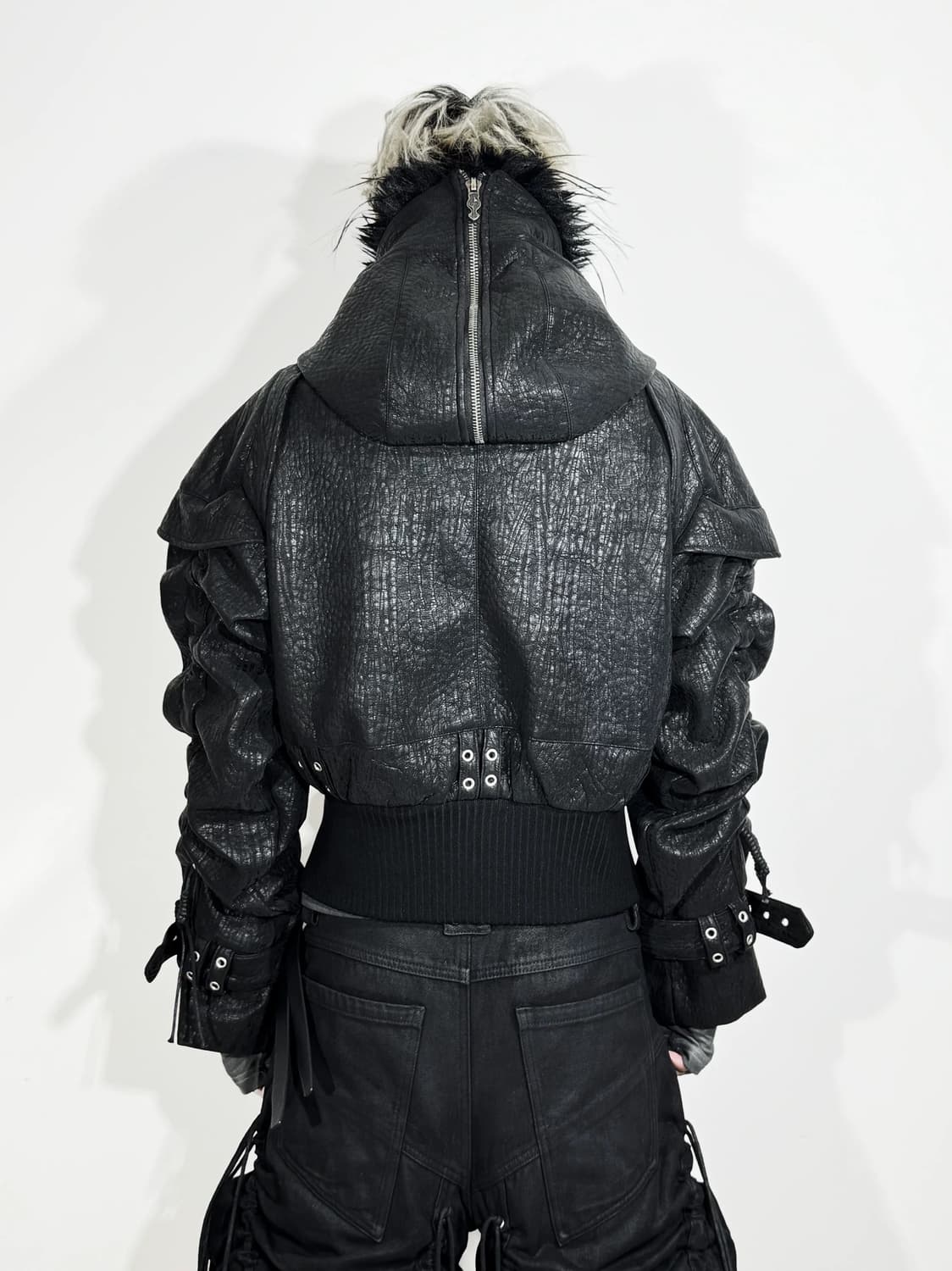 Obsidian Wrap Cropped Zip Bomber 상품이미지3