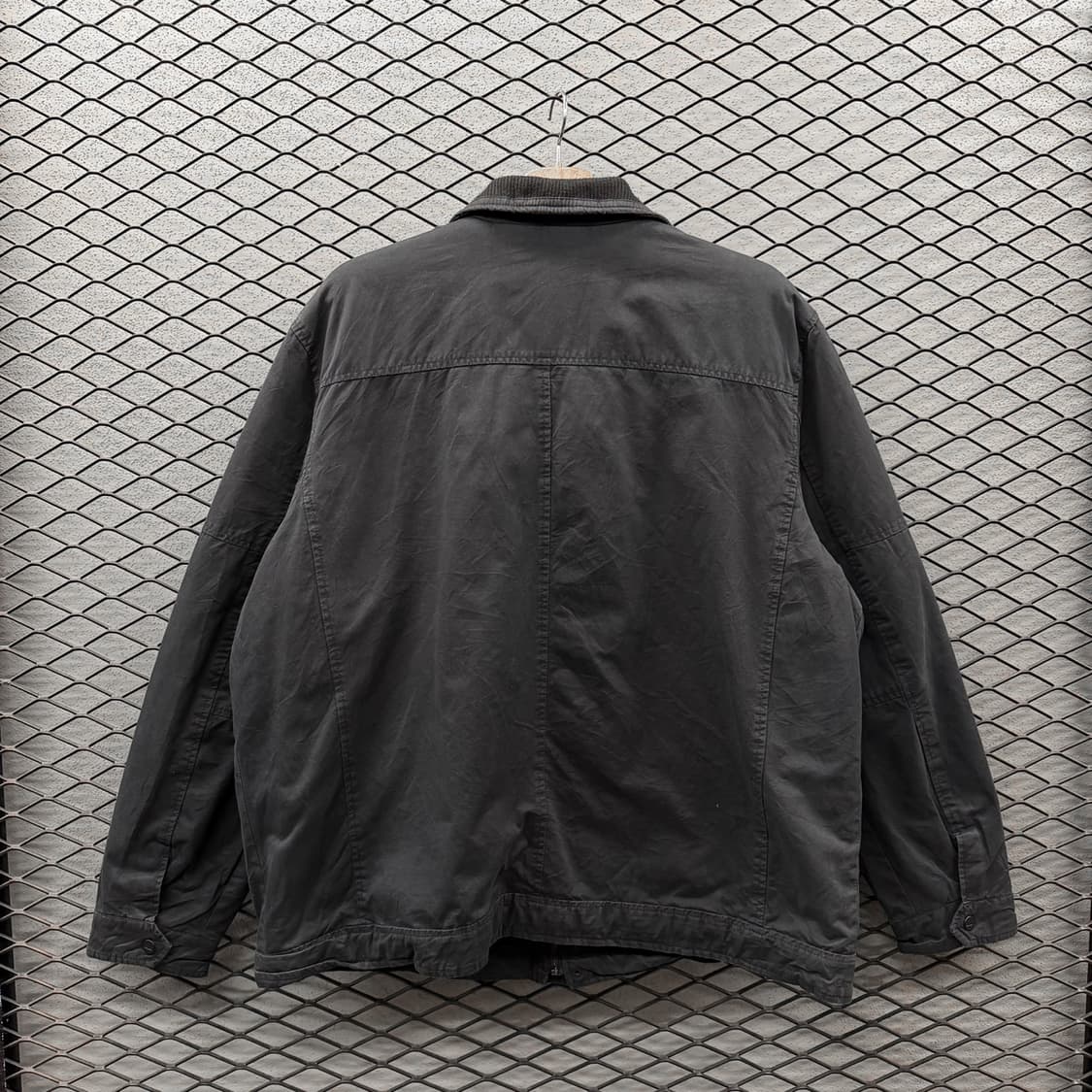 리바이스 필드자켓 4포켓 스냅버튼 양털기모 디테일 카본블랙 상품이미지3