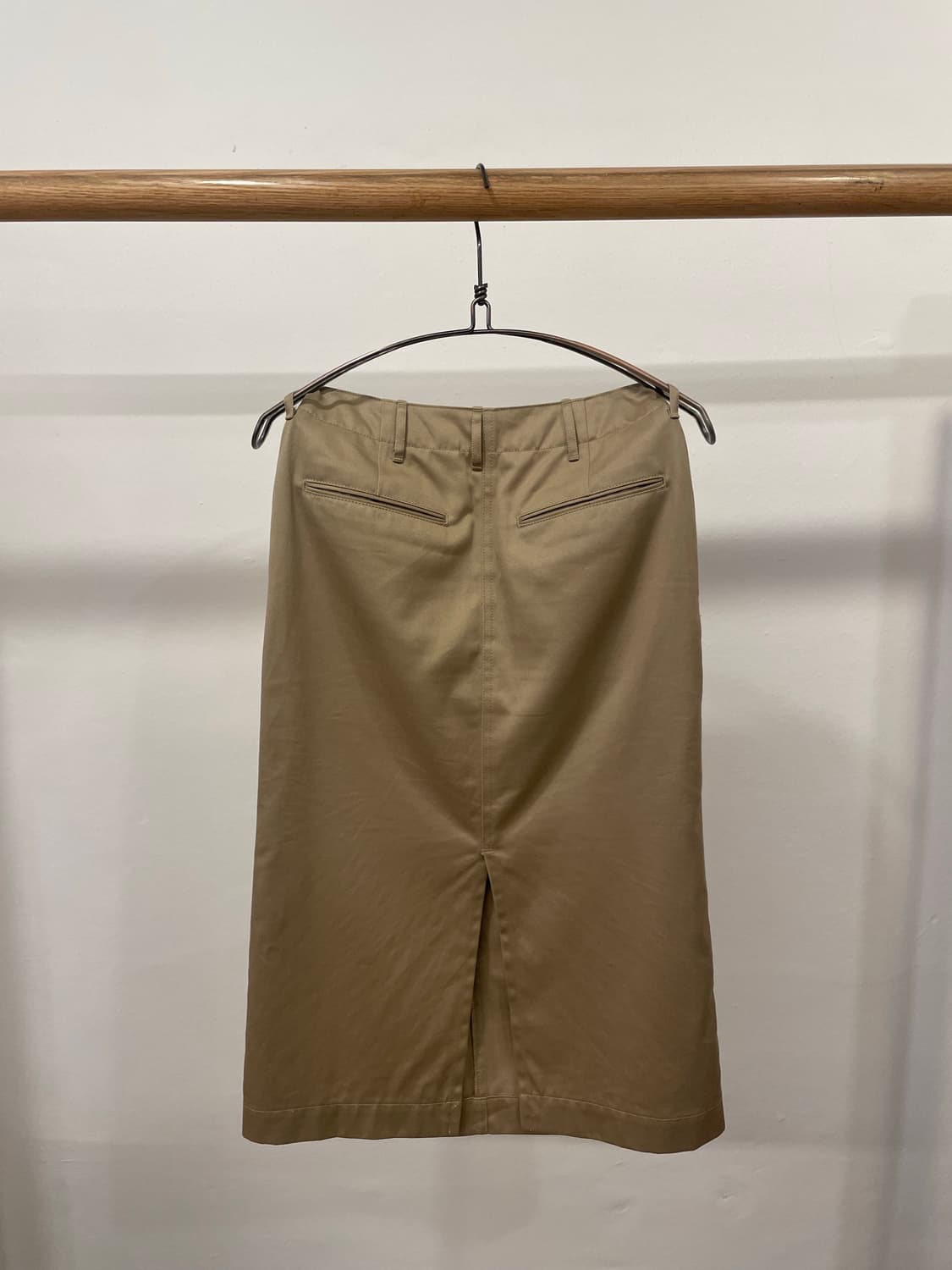 HYKE beige skirt 상품이미지3