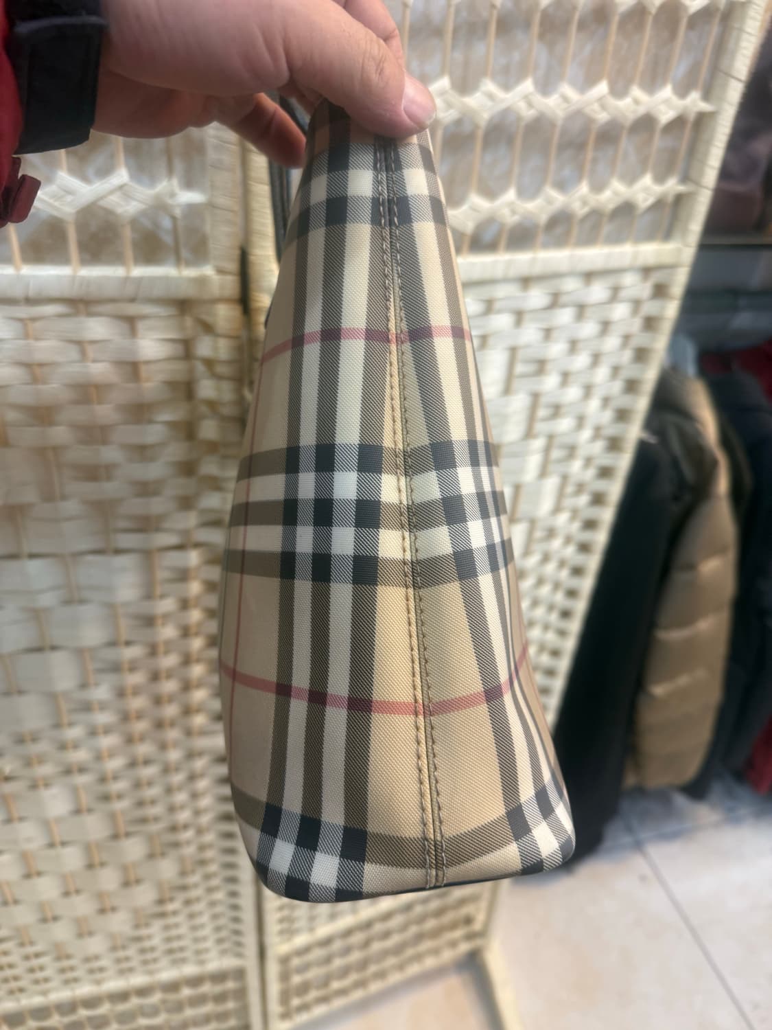 정품 버버리 노바체크 토트백 팝니다 상품이미지5