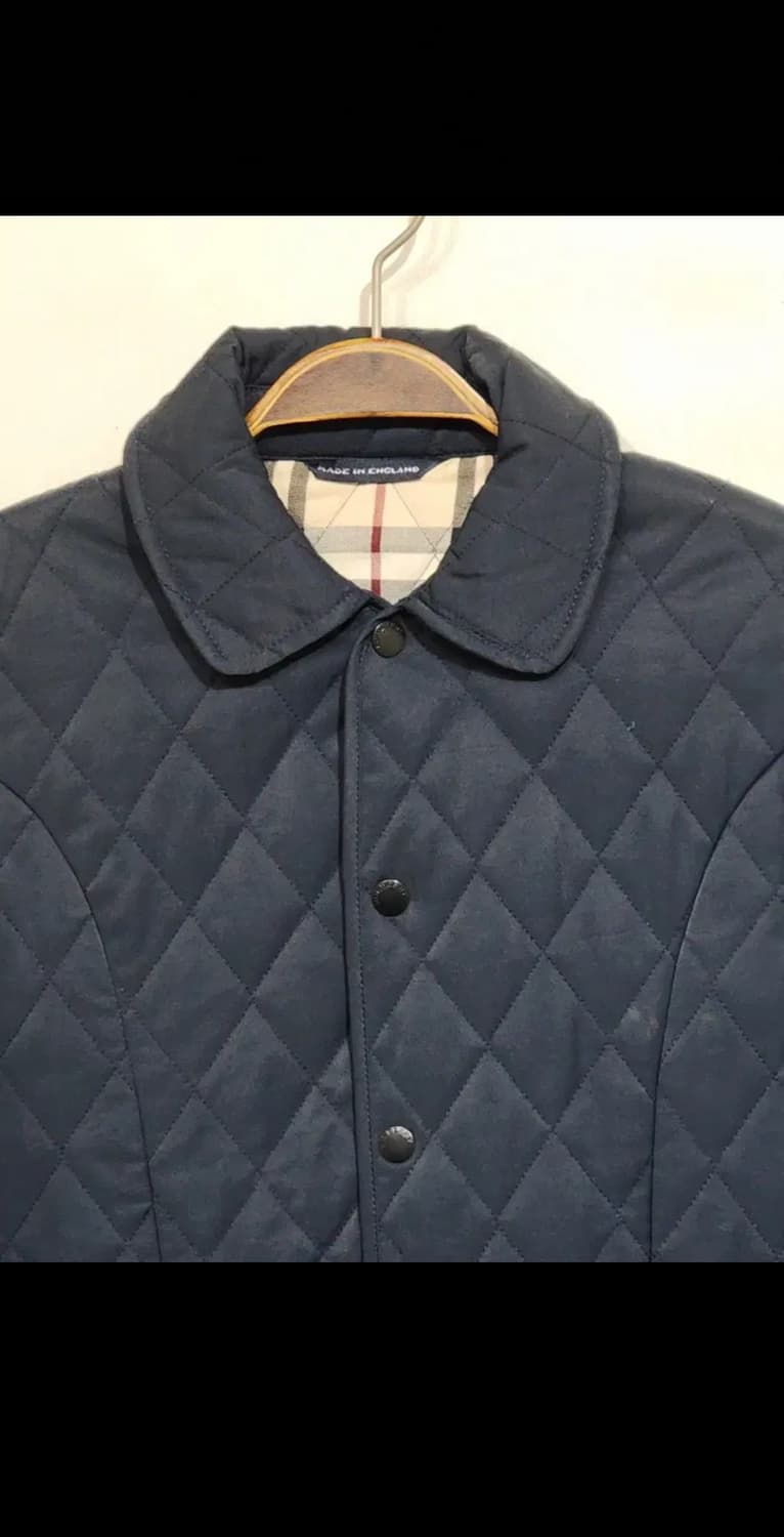 (S) 버버리 퀼팅자켓 네이비 누빔점퍼 안감 노바체크  상품이미지2