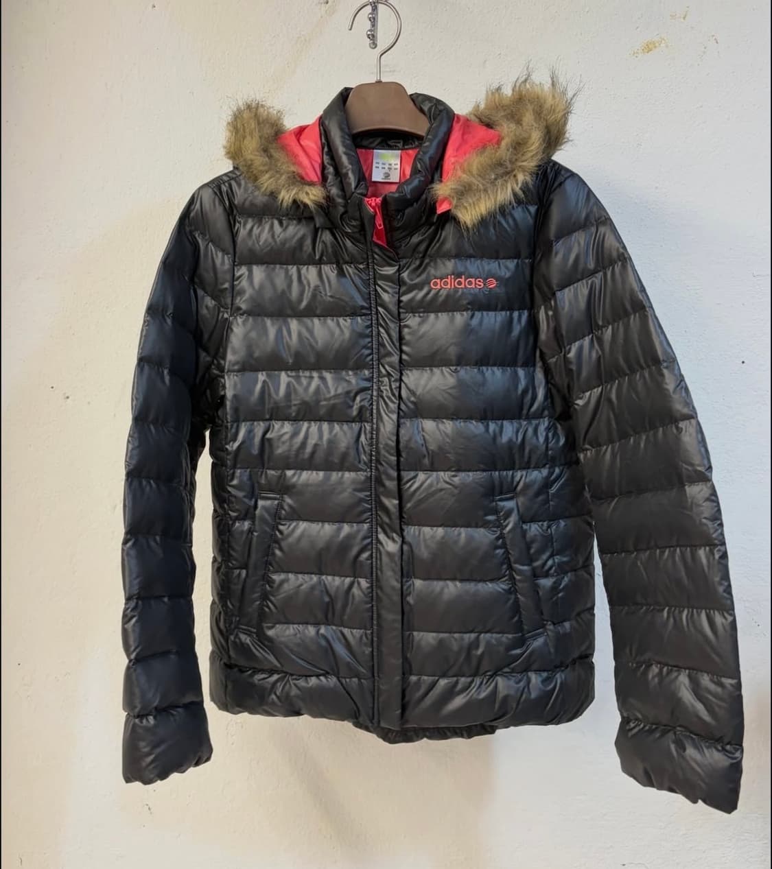 아디다스 퍼후드 경량 패딩 상품이미지3