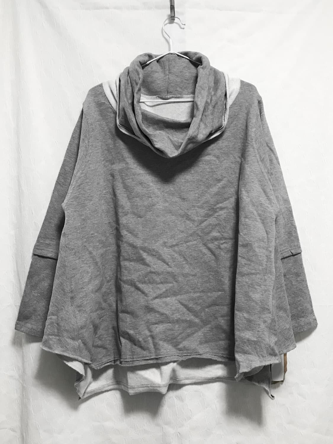 빈티지 드레이프 언발 롱슬리브 맨투맨 탑 상품이미지1