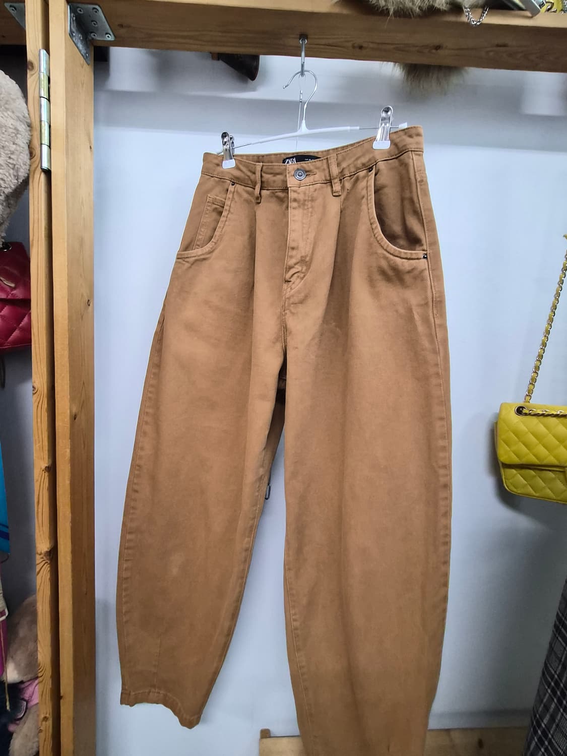 니트 케이블 후드. 자라 커브드 팬츠 상품이미지9