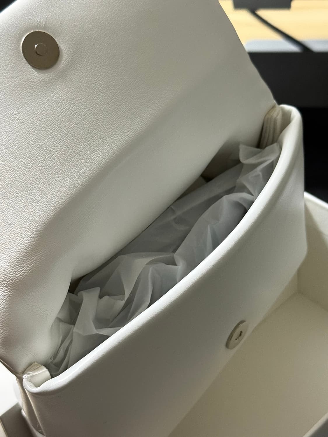 GENTLE MONSTER LOTI 01 BLACK / 젠틀몬스터 로티 상품이미지3