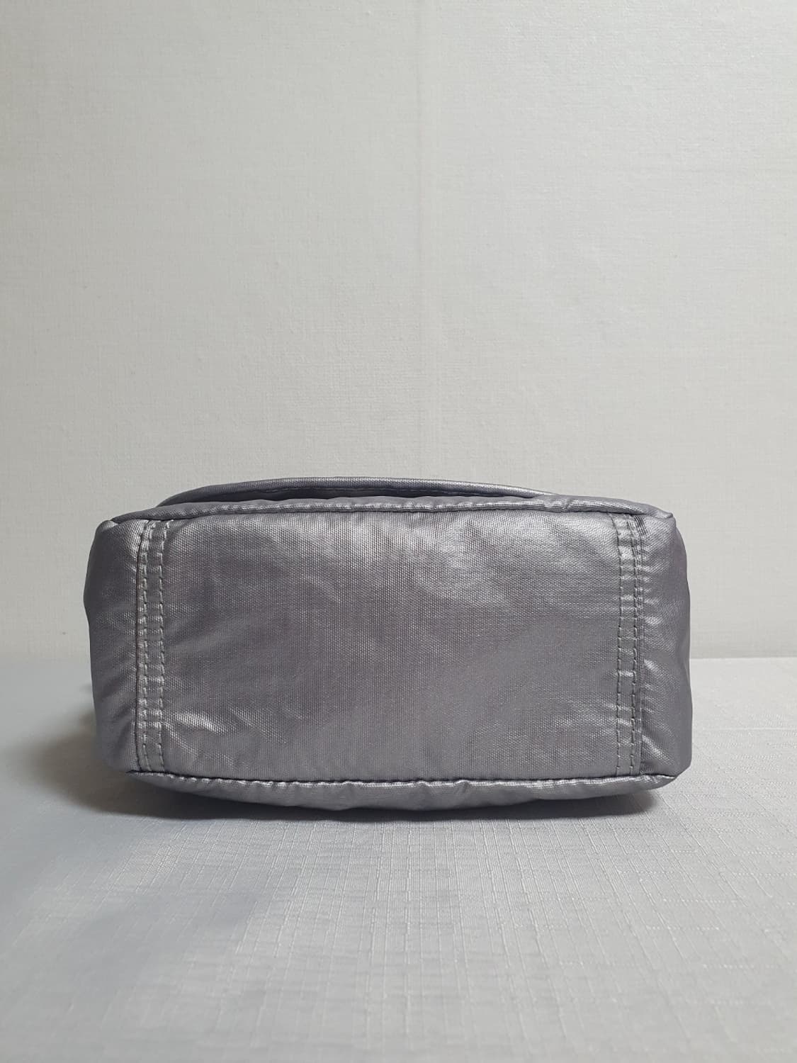 키플링 메탈릭 실버 미니 크로스백 상품이미지7