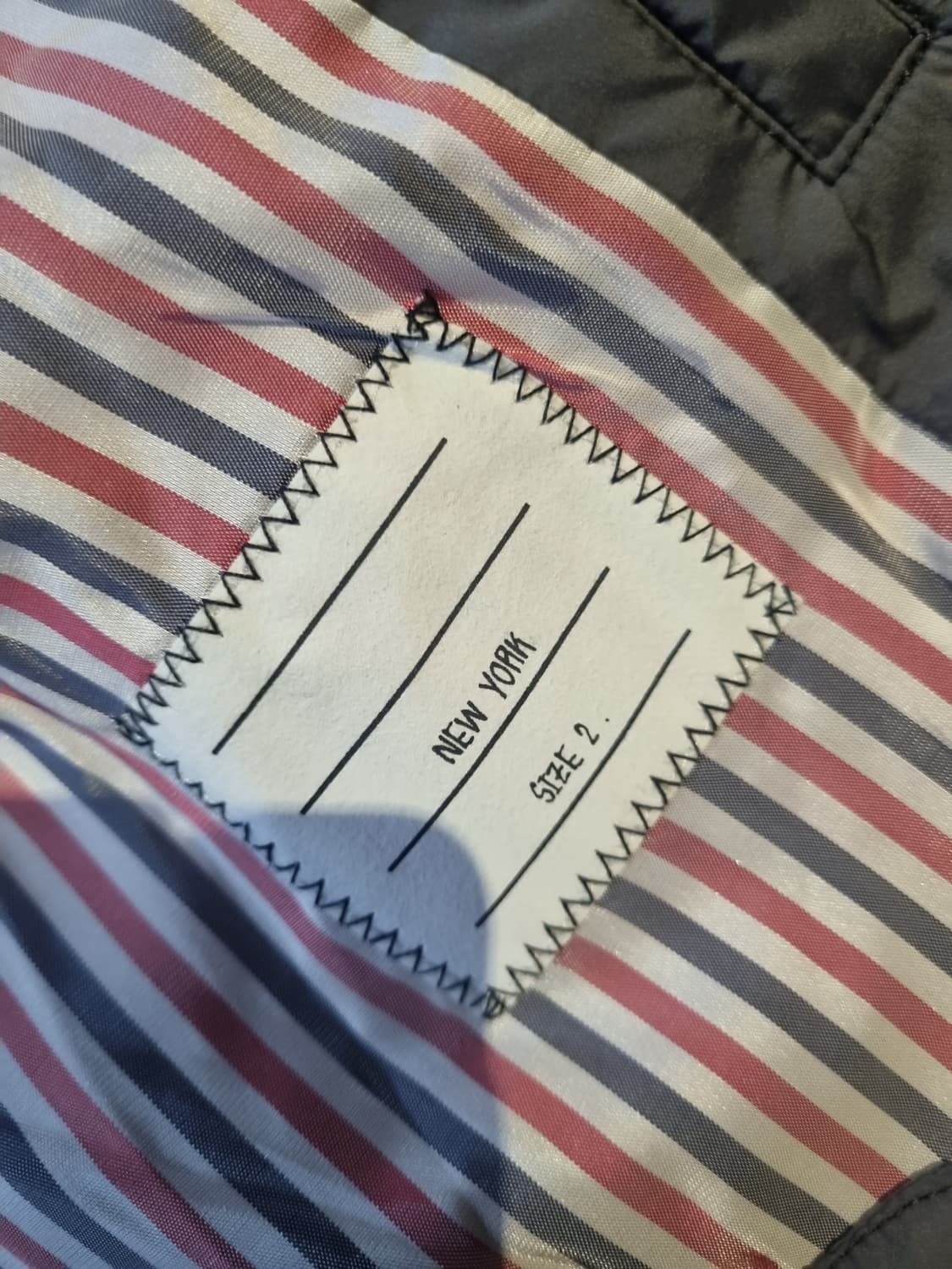 톰브라운 패딩.  L 상품이미지4