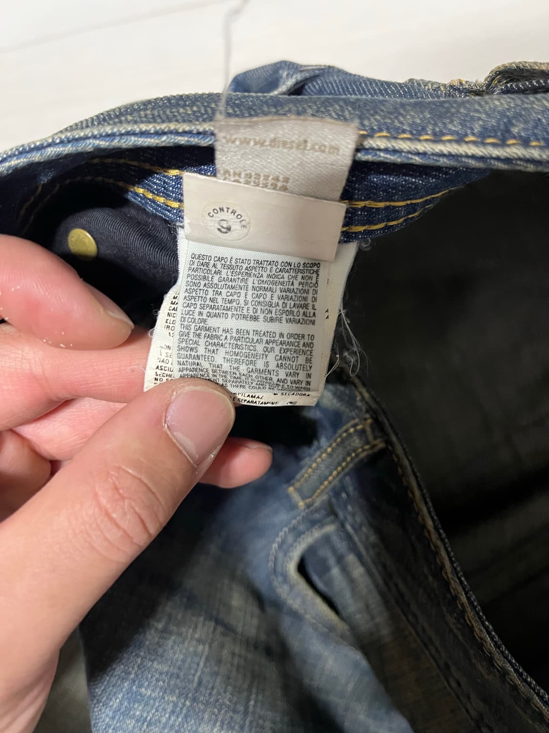 디젤 자탄 데님 부츠컷 팬츠 판매합니다. 상품이미지7