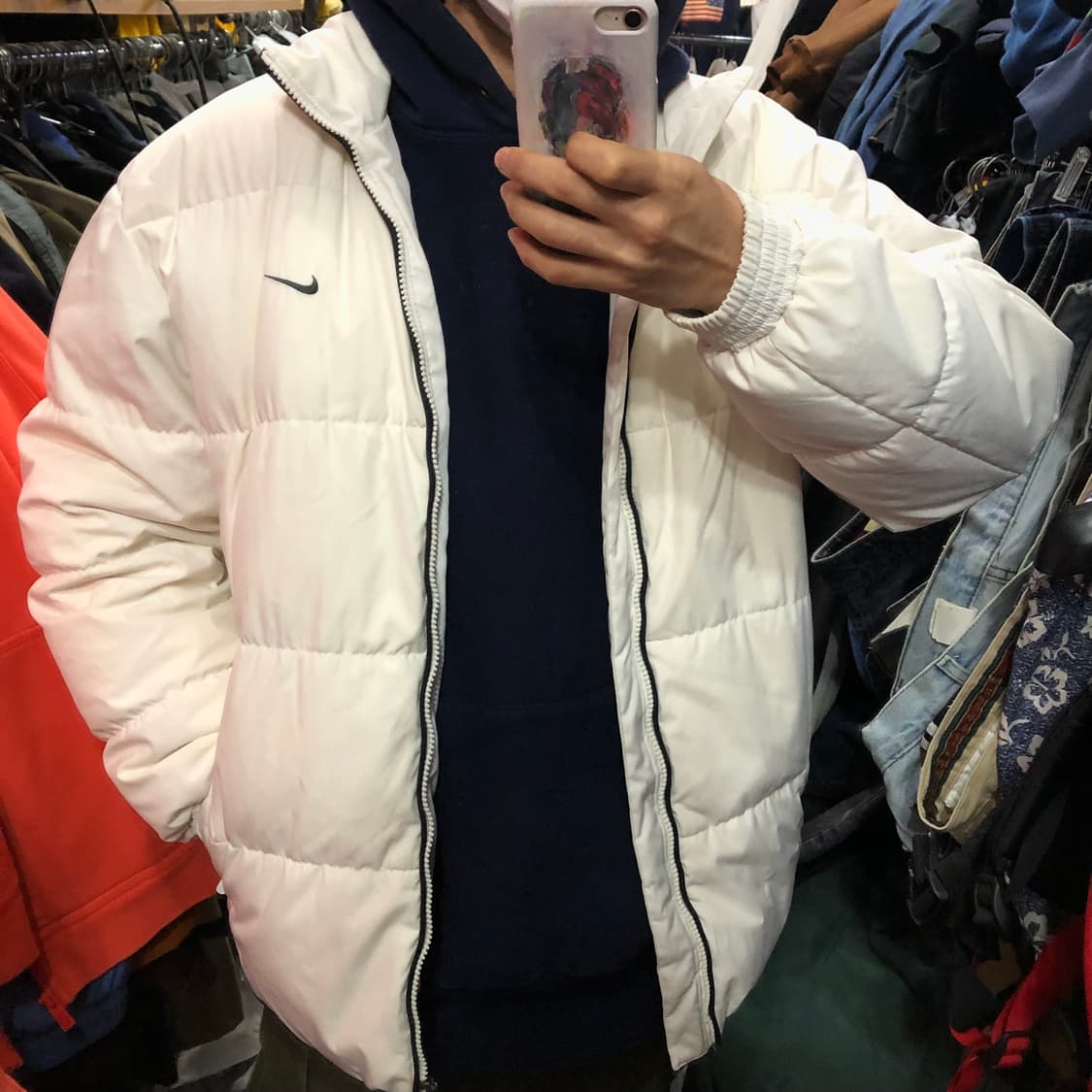 나이키 화이트 뉴챔프 패딩 | 후루츠패밀리