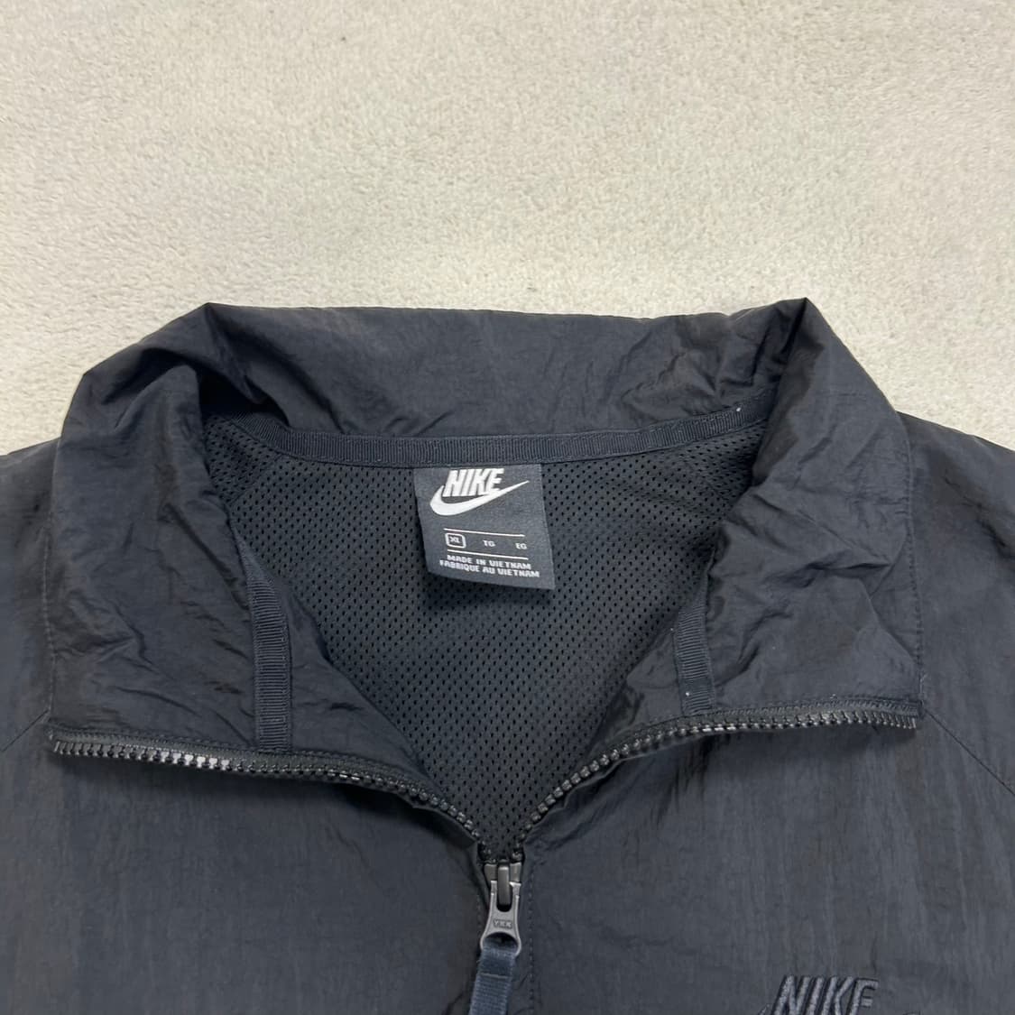 Nike Black Big Swoosh Windbreaker 상품이미지6