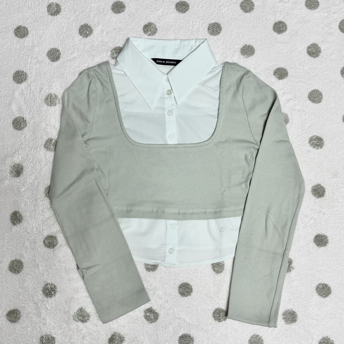 페인오어플레져 에블린 셔츠탑 라이트그레이 상품이미지1