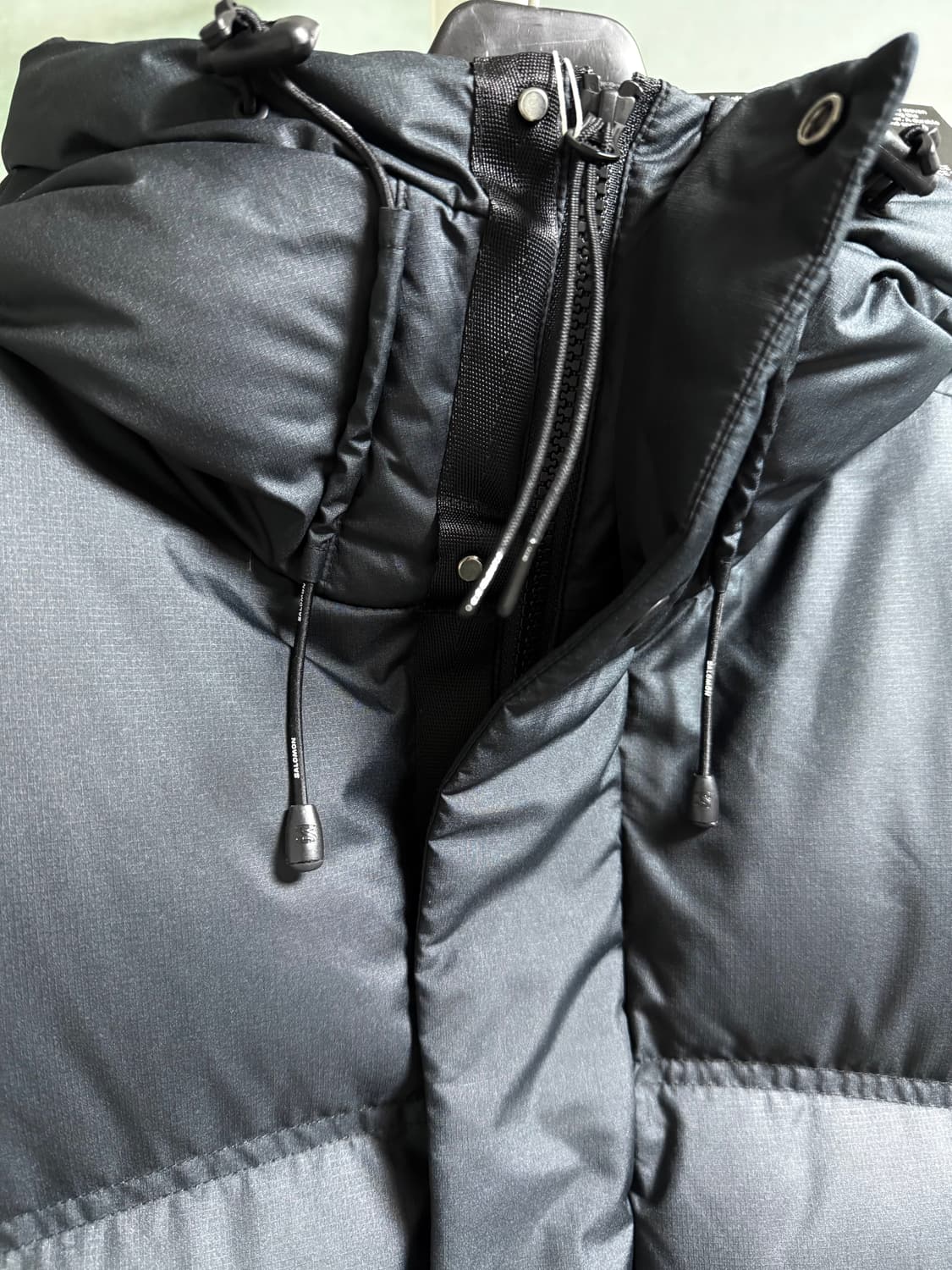 살로몬 후디드 다운 자켓 상품이미지5