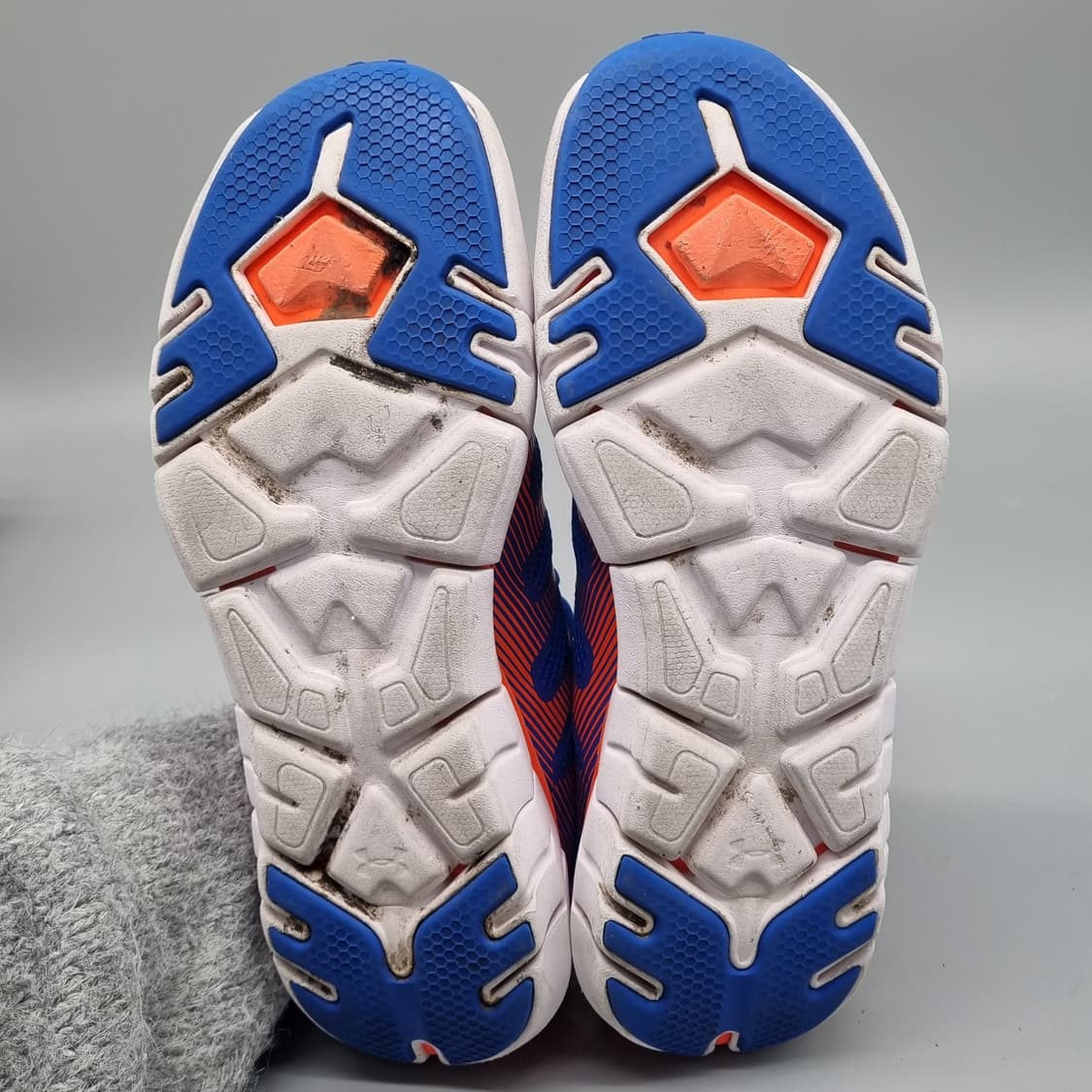 언더아머 UA 운동화250 상품이미지3