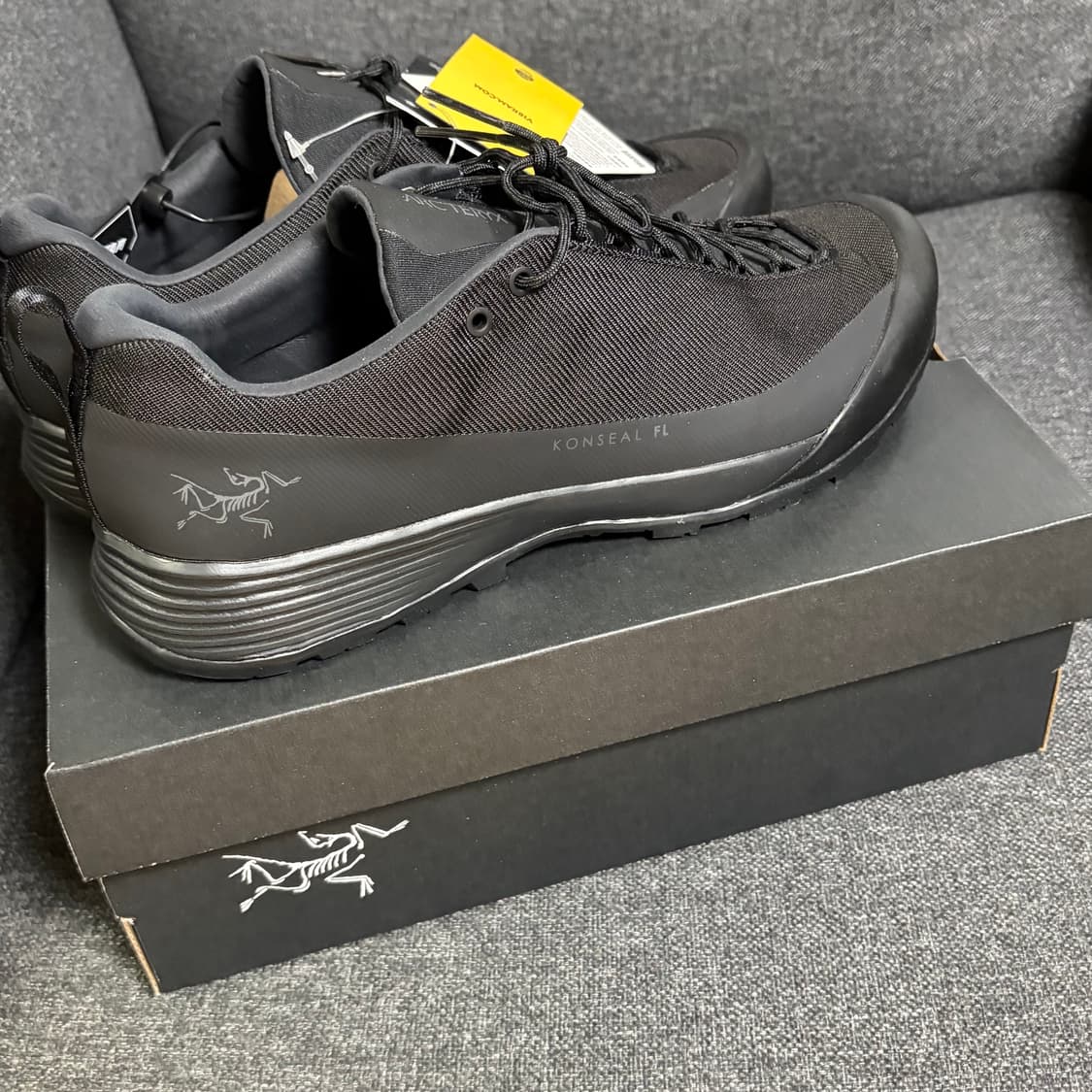 아크테릭스 컨실FL2 블랙 270 새상품 상품이미지2