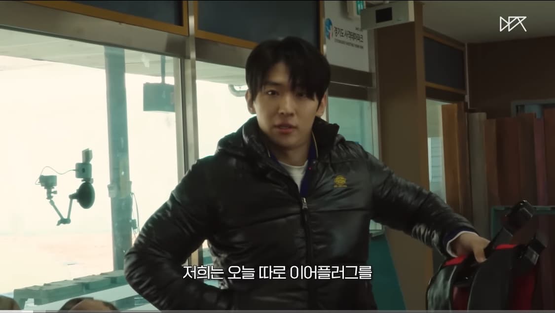 디키즈 빅로고 유광 패딩 점퍼 L(100) 상품이미지1