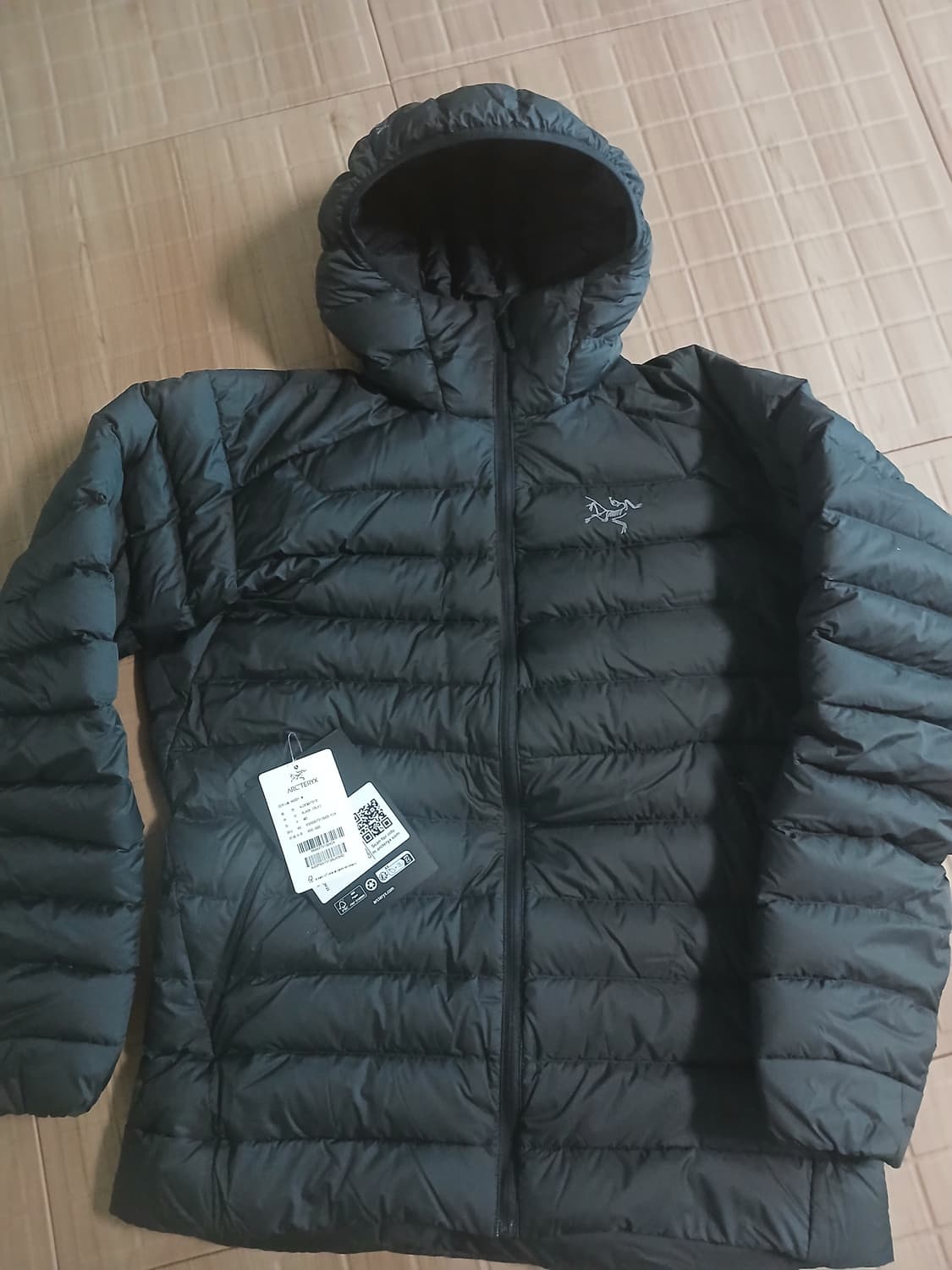 M (새상품) 아크테릭스 세륨 후디 블랙 상품이미지1