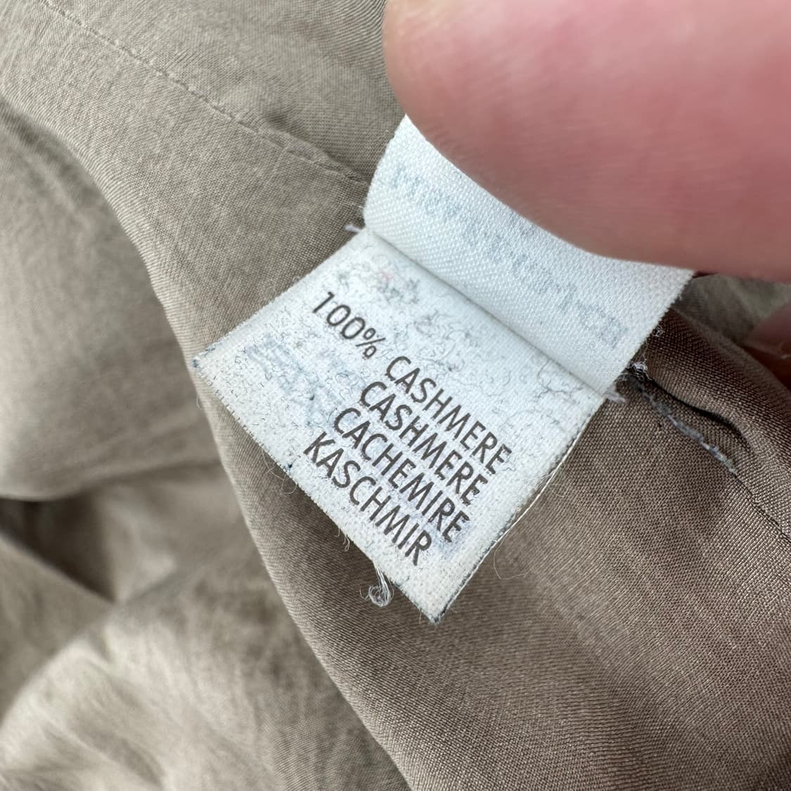 브루넬로 쿠치넬리 캐시미어 니트 코트  상품이미지7