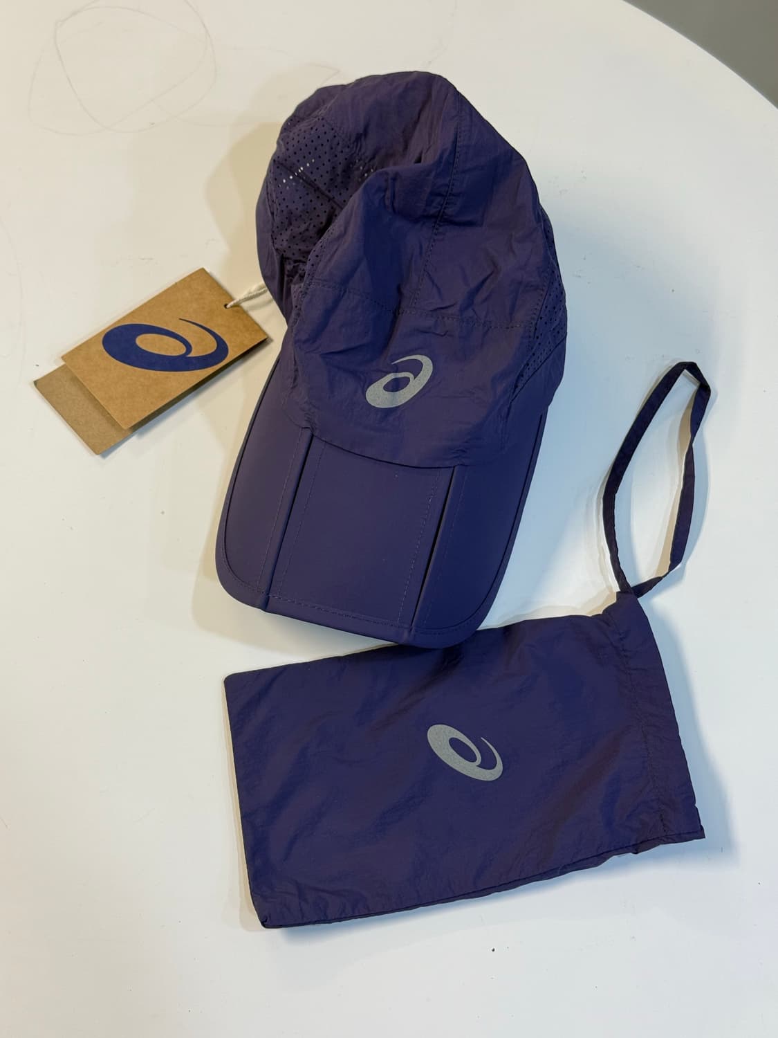 아식스 라이트웨이트 캡 (L) 상품이미지1