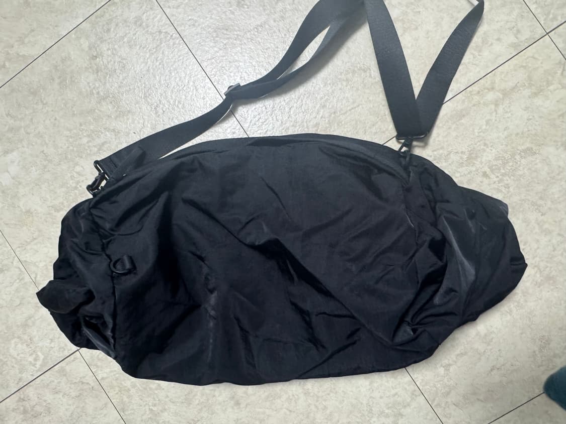 Cote&ciel꼬떼시엘 오베드 블랙 더플백 상품이미지1