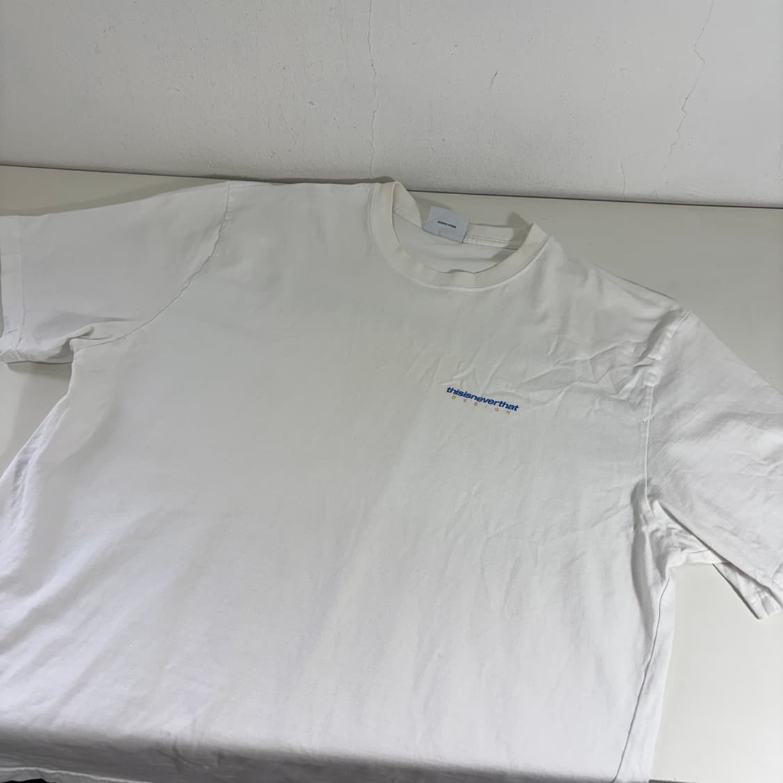 XL 디스이즈네버댓 디네댓 화이트 빅로고 반팔티 상품이미지2