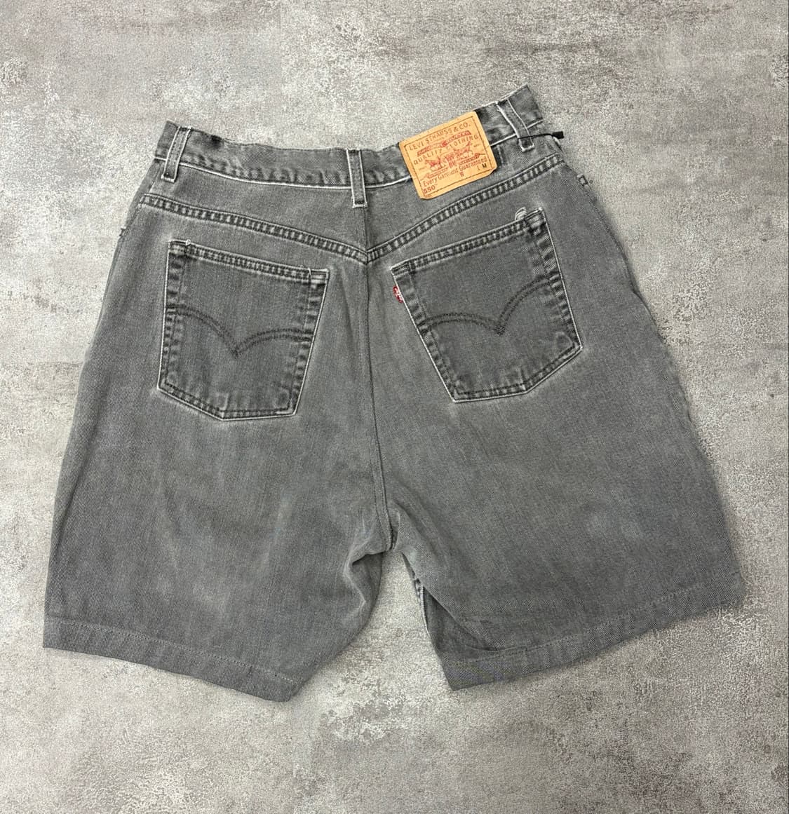 00s 리바이스 550 블랙 데님 반바지 상품이미지4
