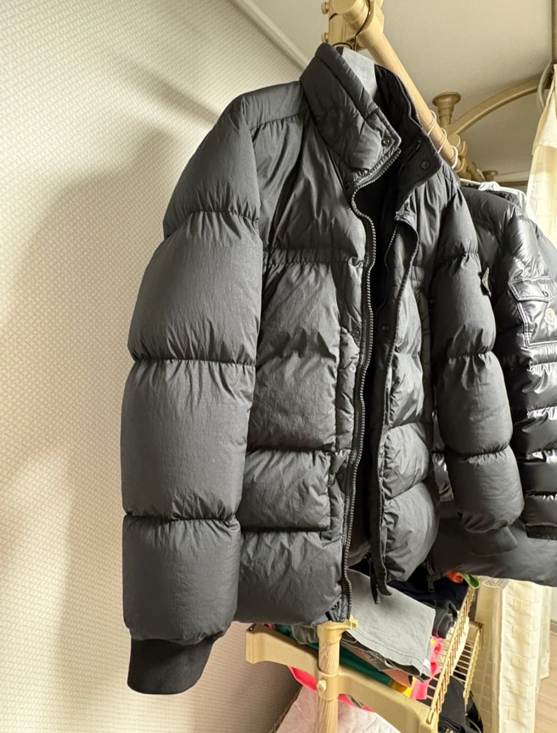 [L] 24FW 스톤아일랜드 크링클랩스 패딩 논후드 집업 자켓 경량 상품이미지3