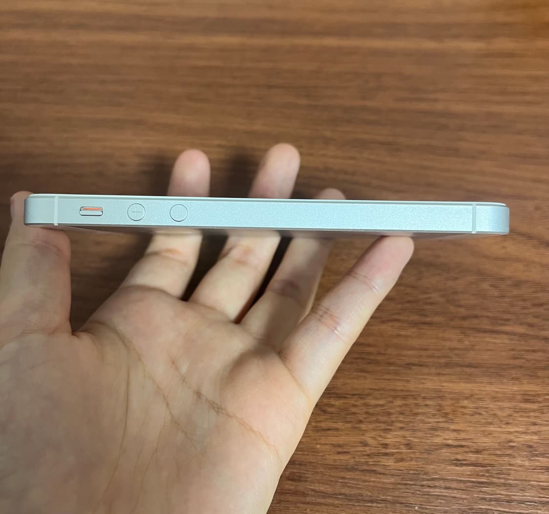 아이폰 se 128기가 실버 상품이미지8